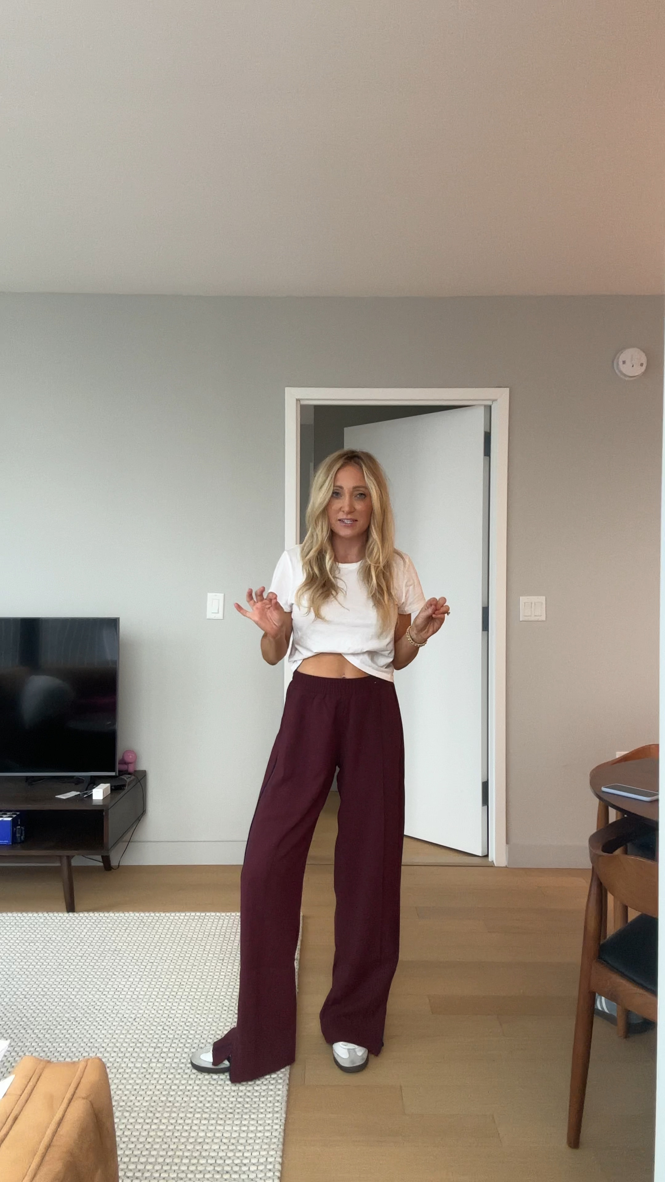 Track pants are back! Wearing size XS long (im 5’6” and like extra long pants)- this Abercrombie pair is sooooo comfy and runs tts! 

#LTKSeasonal #LTKFindsUnder100