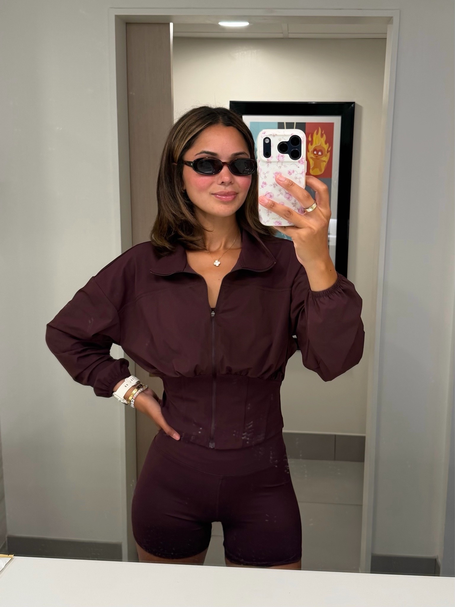 Walmart set 😍 feels super high quality!! Material is super stretchy