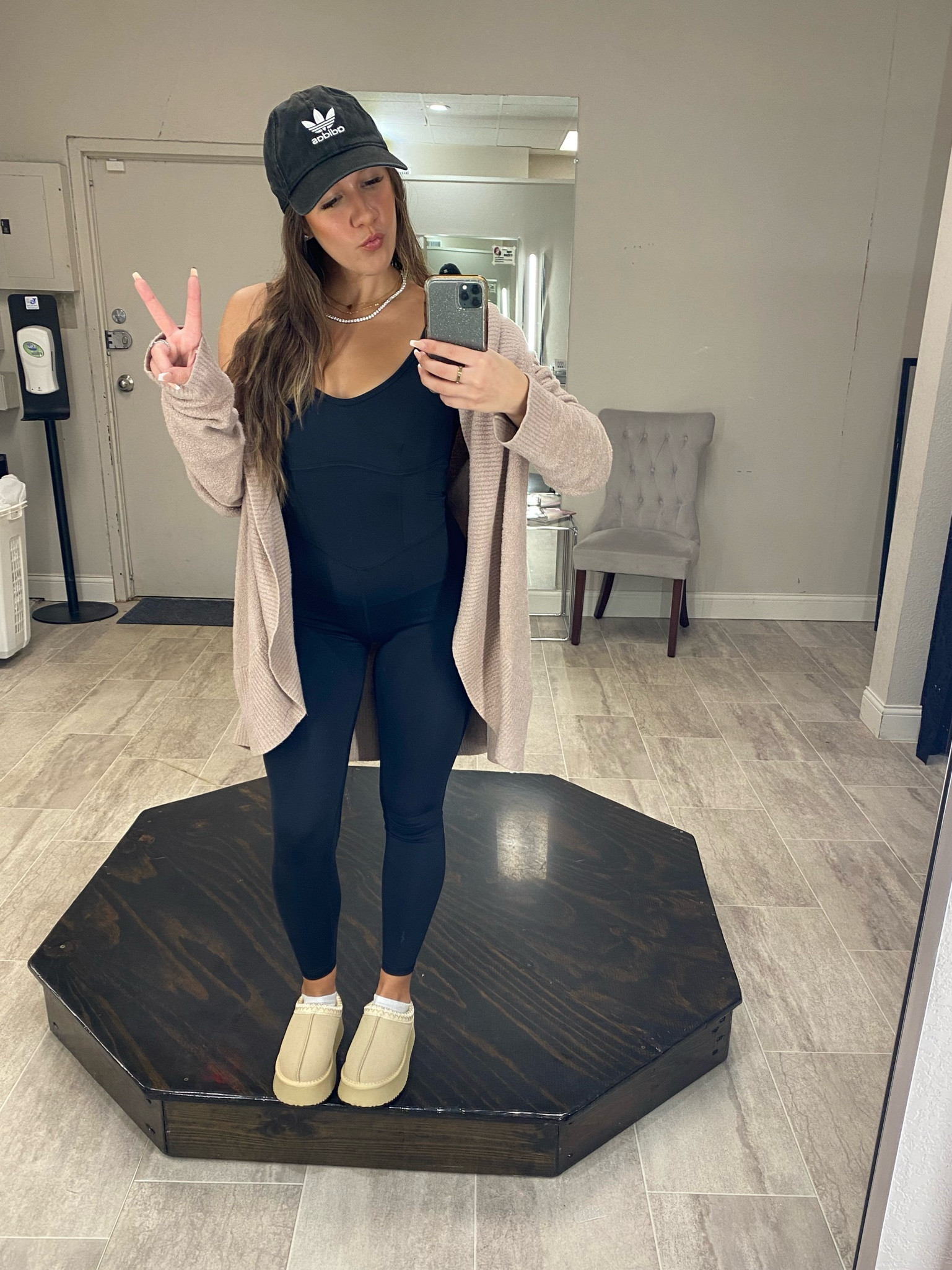 Winter Uniform🫶🏼🖤

winter fashion, Ugg dupe, tazz, Ugg tazz, Ugg tazz dupe, Ugg tazz look alike, barefoot dreams, jumpsuit, athletic jumpsuit, bodysuit, comfies, winter comfies, comfy casual 

#LTKfitness #LTKfindsunder100 #LTKstyletip