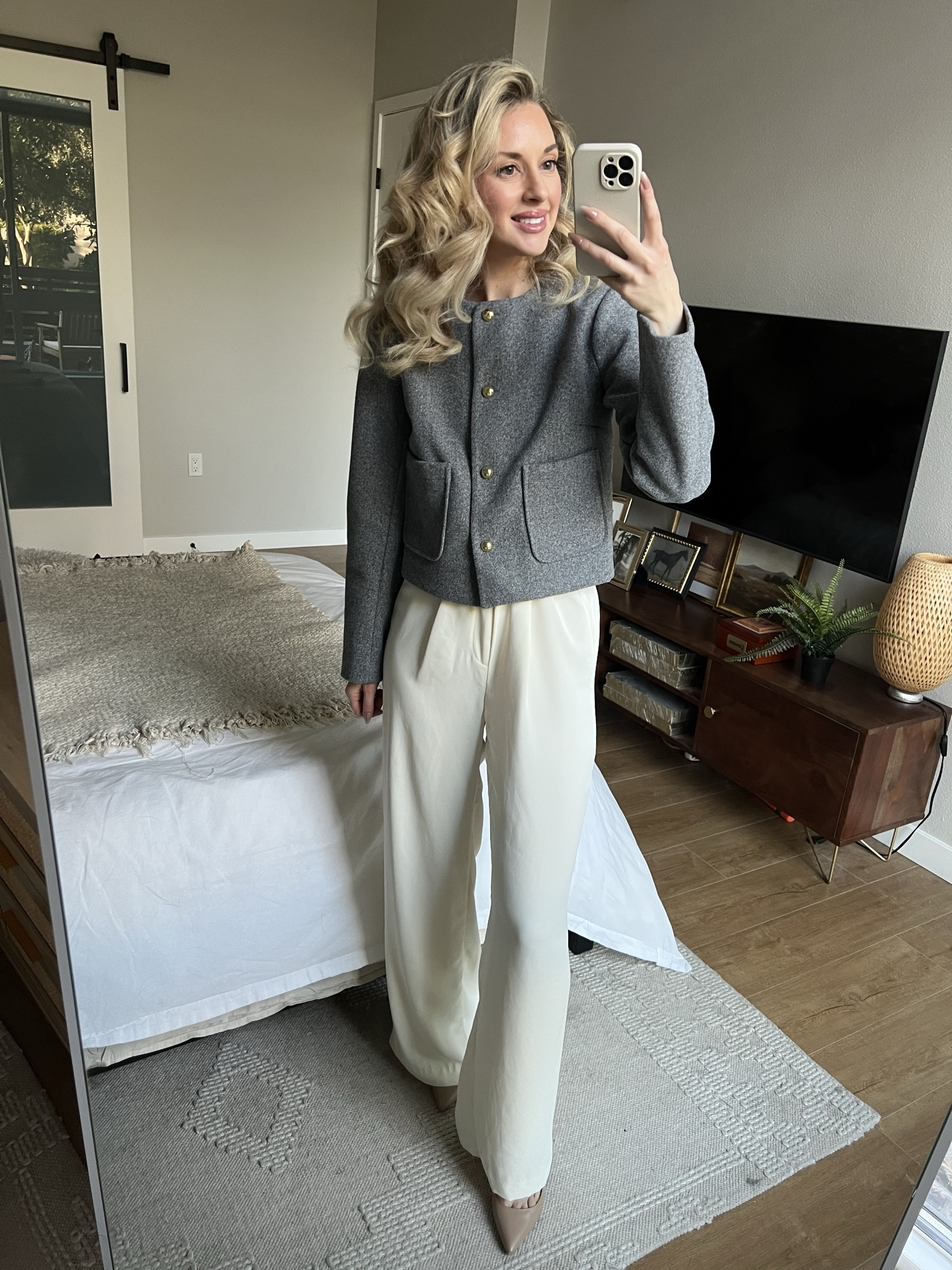 Jacket: Target
Wearing Size: XS 

#LTKHoliday #LTKFindsUnder50