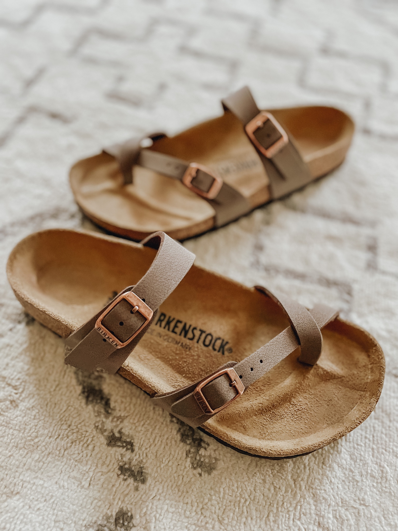 Birkenstock sandals. Size 8. Perfect for all your spring and summer plans! 

#LTKSeasonal #LTKfamily #LTKshoecrush