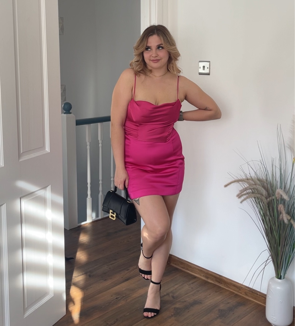 This set is everything 💖

#LTKeurope #LTKSeasonal #LTKstyletip