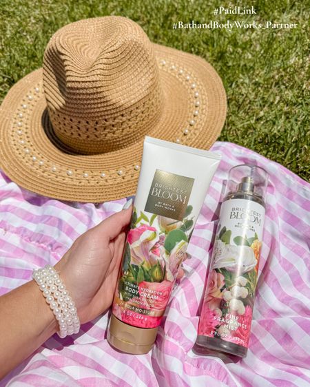 #PaidLink #BathandBodyWorks_Partner #ad
Just finished my Mother’s Day shopping!💗I picked up this @bathandbodyworks Body Cream & Fine Fragrance mist in the scent Brightest Bloom (might have grabbed a set for myself too😂):

This scent has notes of lily of the valley, jasmine sambac, garden carnations, and fresh cedar wood! Perfect for all those mamas out there!💕Make sure to order by May 6th to arrive in time for Mother’s Day🌸
 
Shop this scent from @bathandbodyworks by using the LTK app and following my shop @_emilynicoleadams 😀 #liketkit 