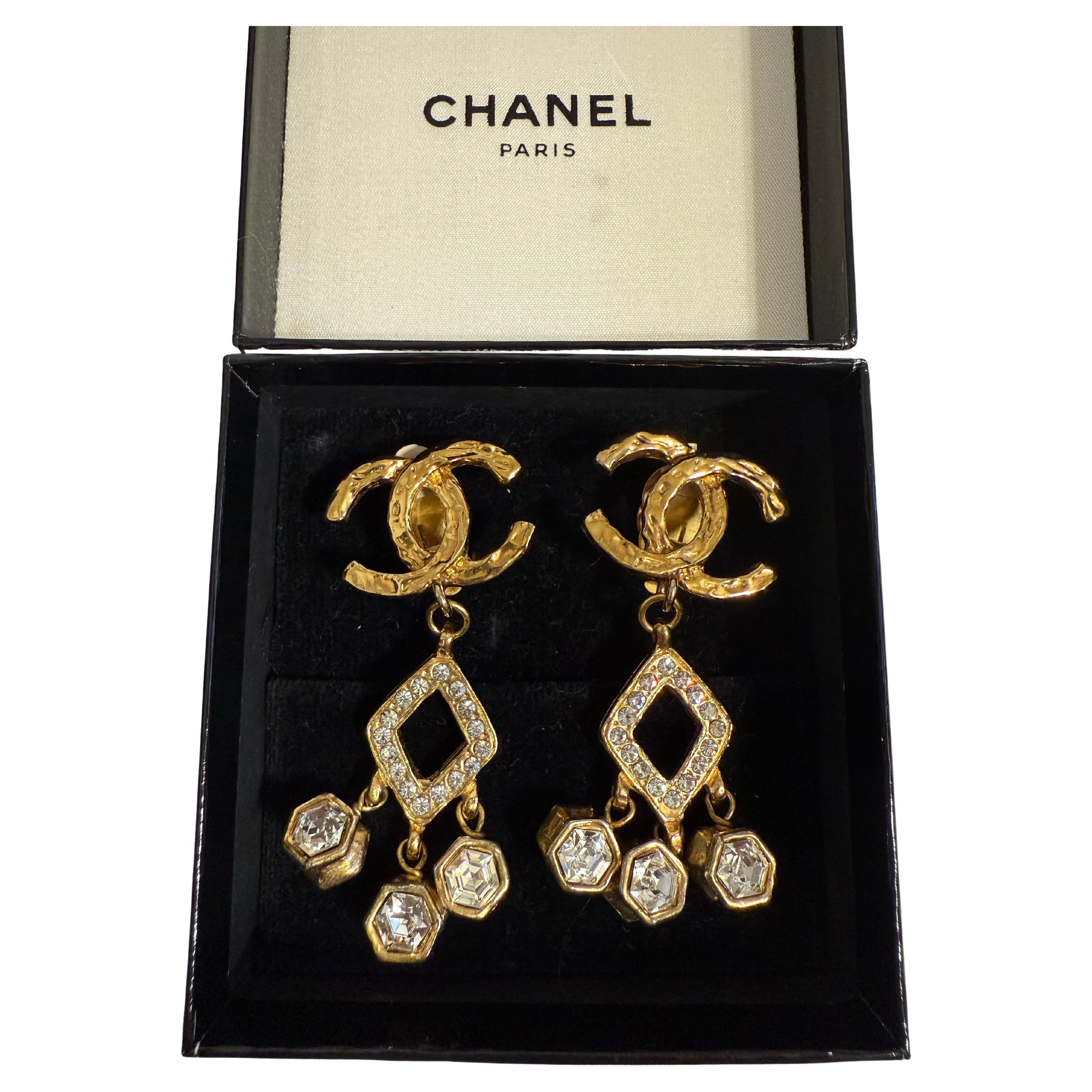 CHANEL Vintage Elegant Gold CC Crystal Diamond Dangle Clip On Earrings | 1stDibs