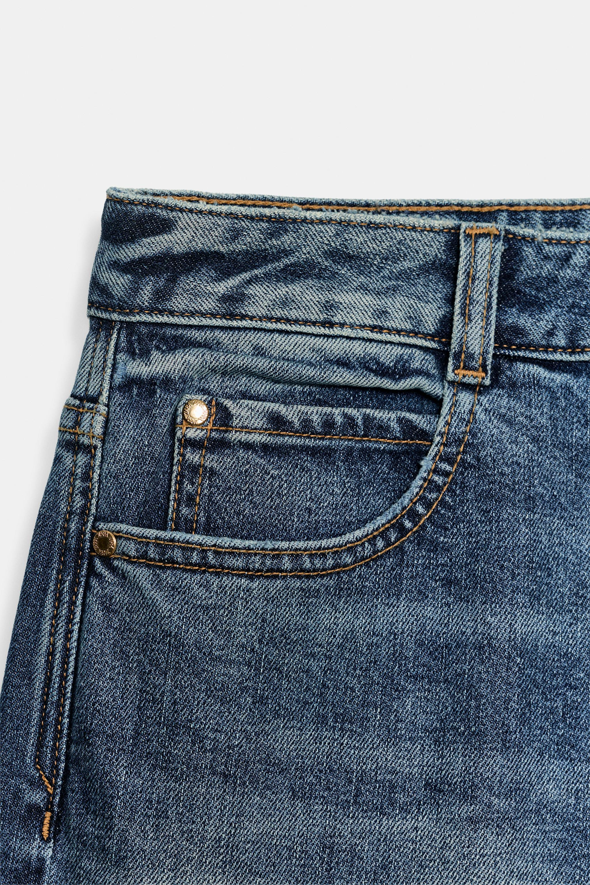 MID-WAIST - RELAXED FIT - TURN-UP HEMS. Mid-waist jeans with a five-pocket design. Featuring a lo... | Zara AU