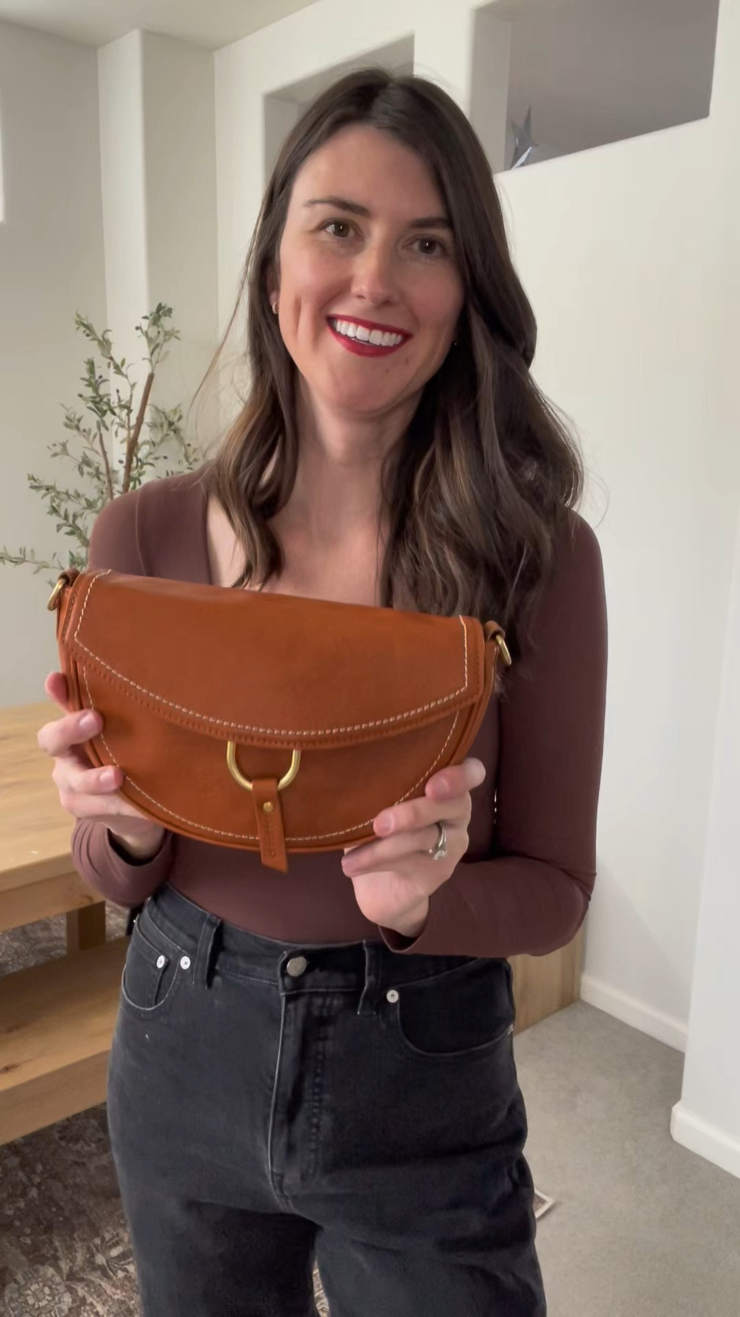 Such a gorgeous tan leather bag! Love that this can be a clutch, crossbody, or shoulder bag! The most beautiful fabric guitar strap! So neutral and great quality and price for a leather bag! Cognac color. 


#LTKGiftGuide #LTKOver40 #LTKItBag