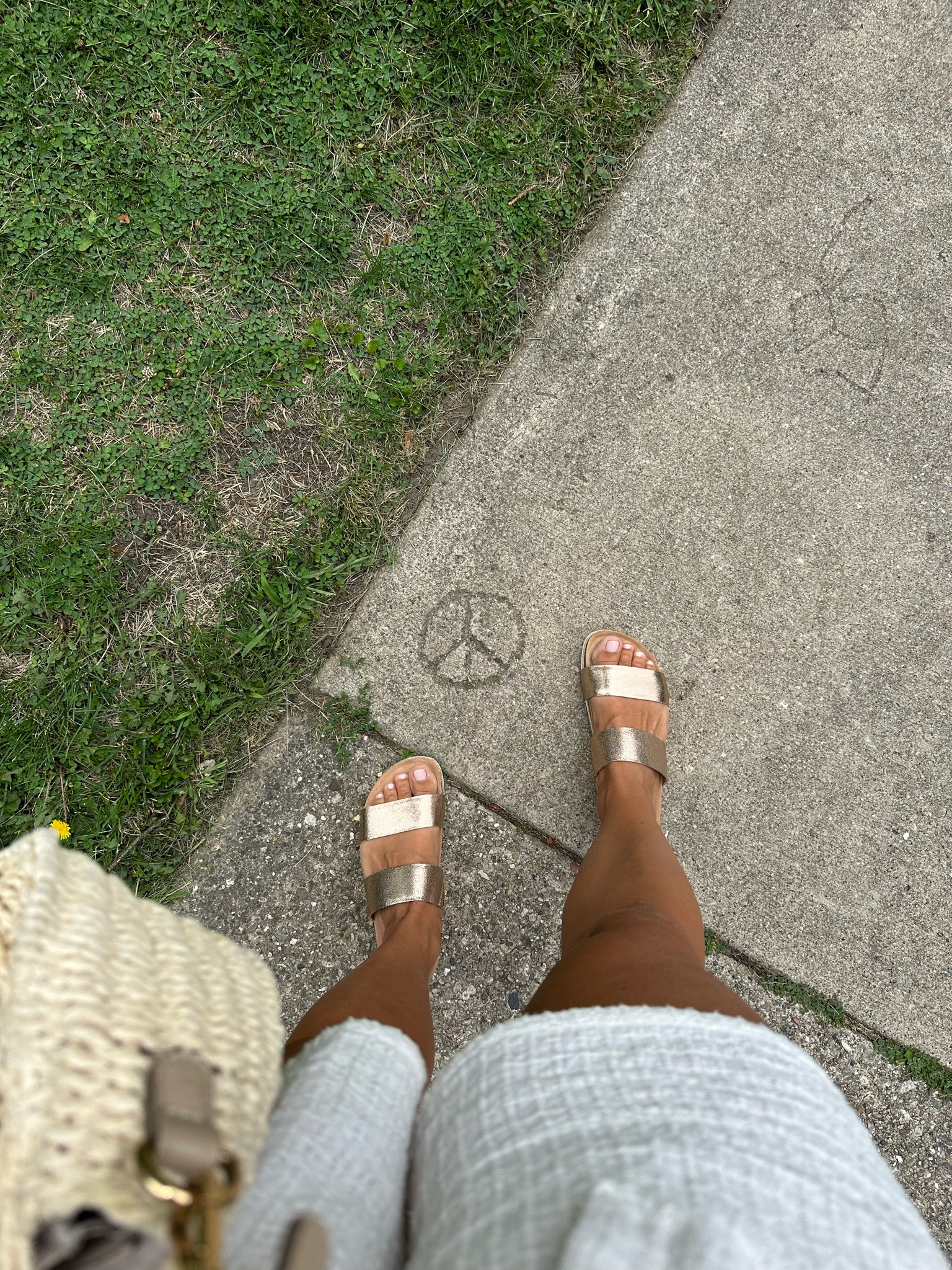 Casual Summer Outfitts

#LTKShoeCrush #LTKSaleAlert #LTKFindsUnder50