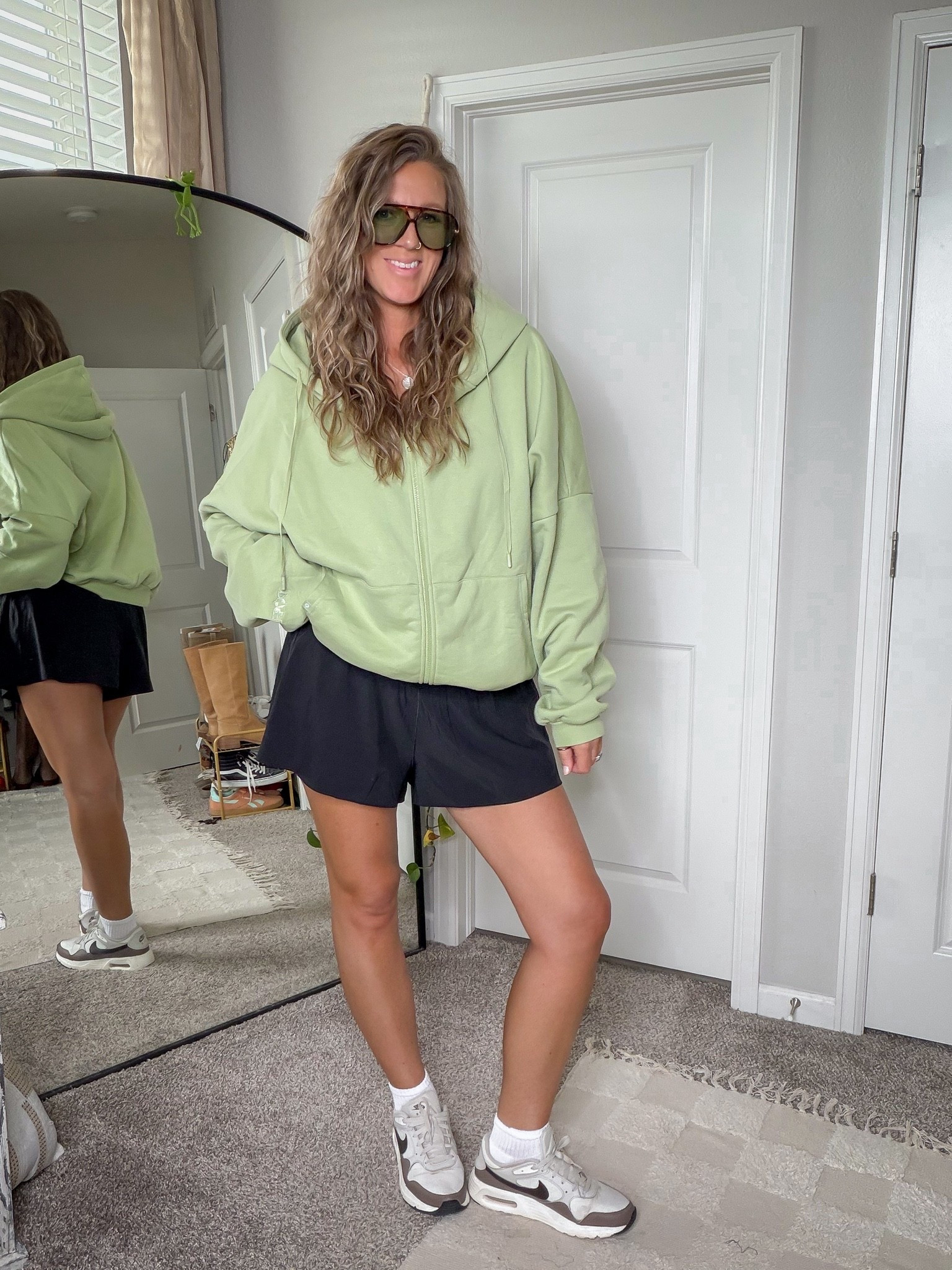 L/XL hoodie, large shorts, 11 sneakers

#LTKTall #LTKOver40 #LTKActive