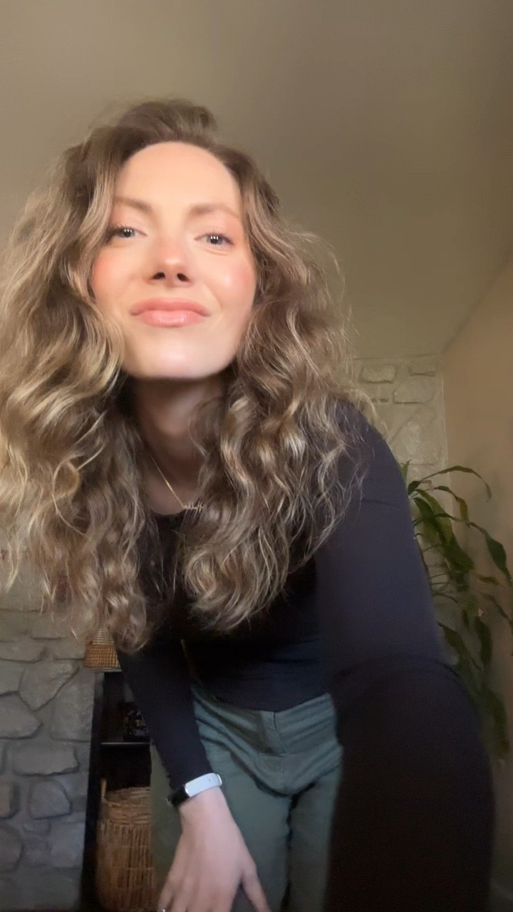 I found the best basic long tee for under $8 at Walmart! Perfect for layering this Fall and Winter!

#walmart #walmartfinds #walmartfashion

#LTKU #LTKFindsUnder50