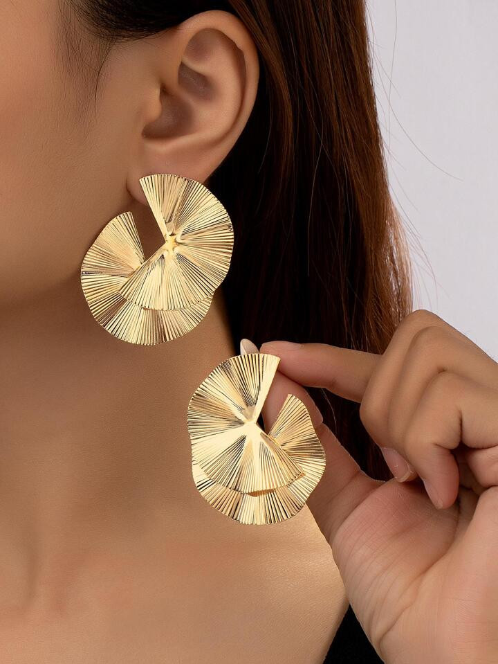 1pair Charming Fashionable All-match Geometric Metallic Stud Earrings For Women Daily Wear | SHEIN