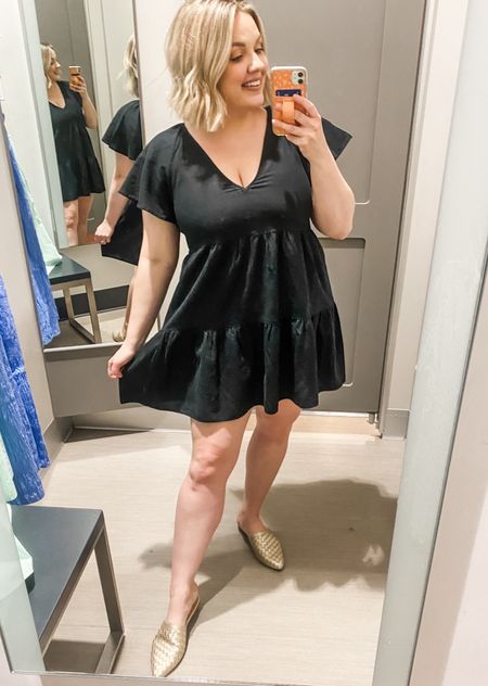 This cutest little dress is super versatile, I love the flutter sleeve, and It comes
In multiple colors.

I tried on a Large, but would have to size up to an XL because the bust was too tight. FYI for all my busty babes. 



#LTKStyleTip #LTKFindsUnder50 #LTKMidsize