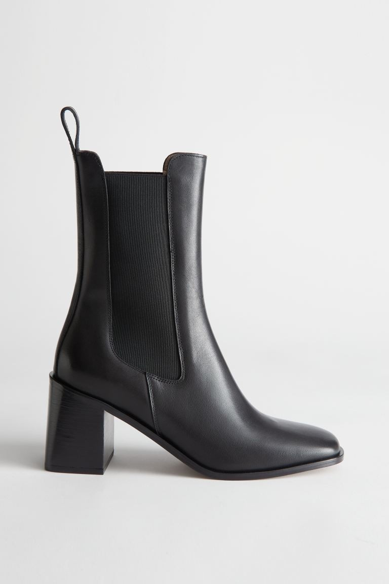 2 | H&M (UK, MY, IN, SG, PH, TW, HK)