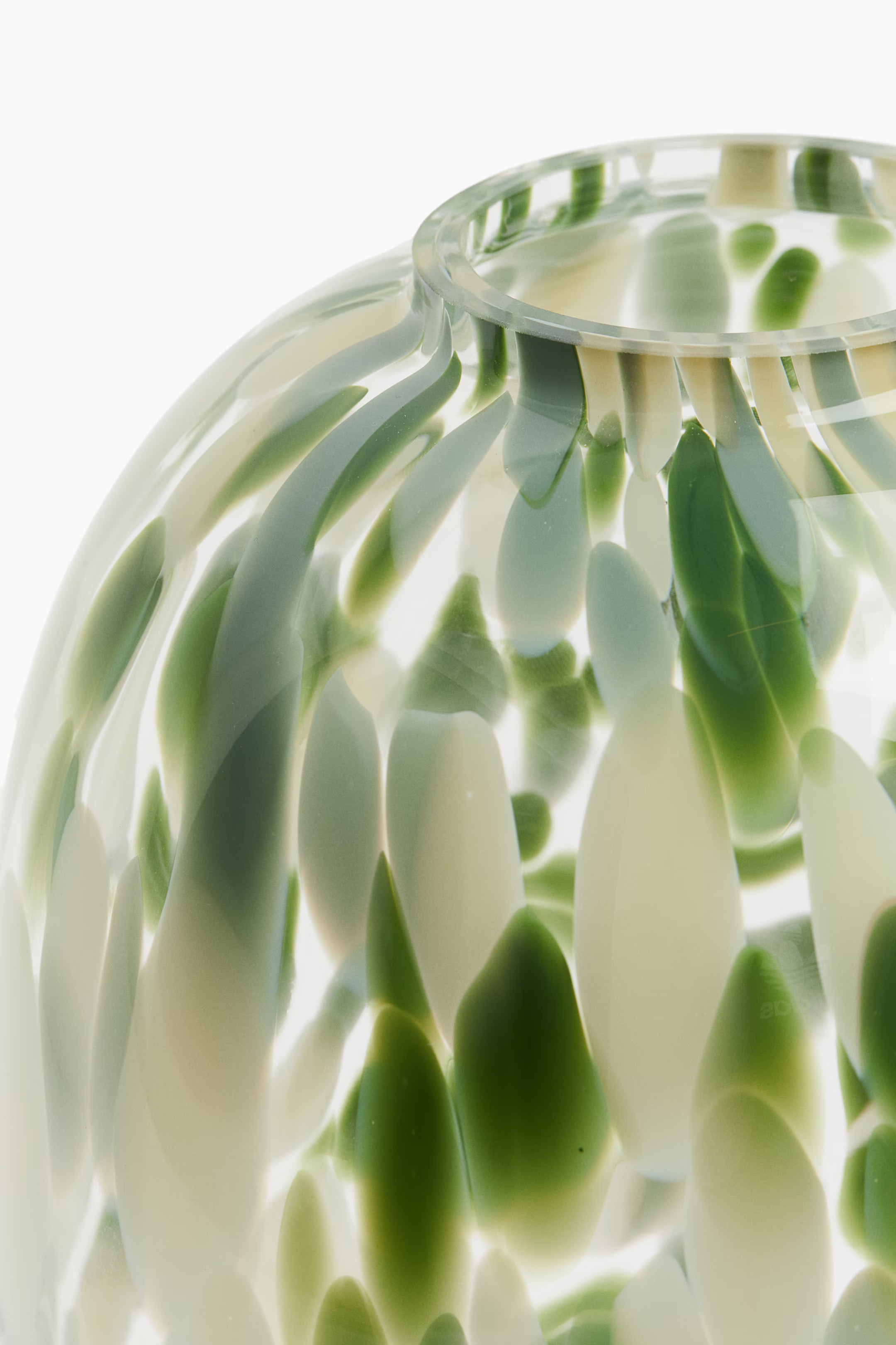 Large Patterned Glass Vase - Clear glass/green - Home All | H&M US | H&M (US + CA)