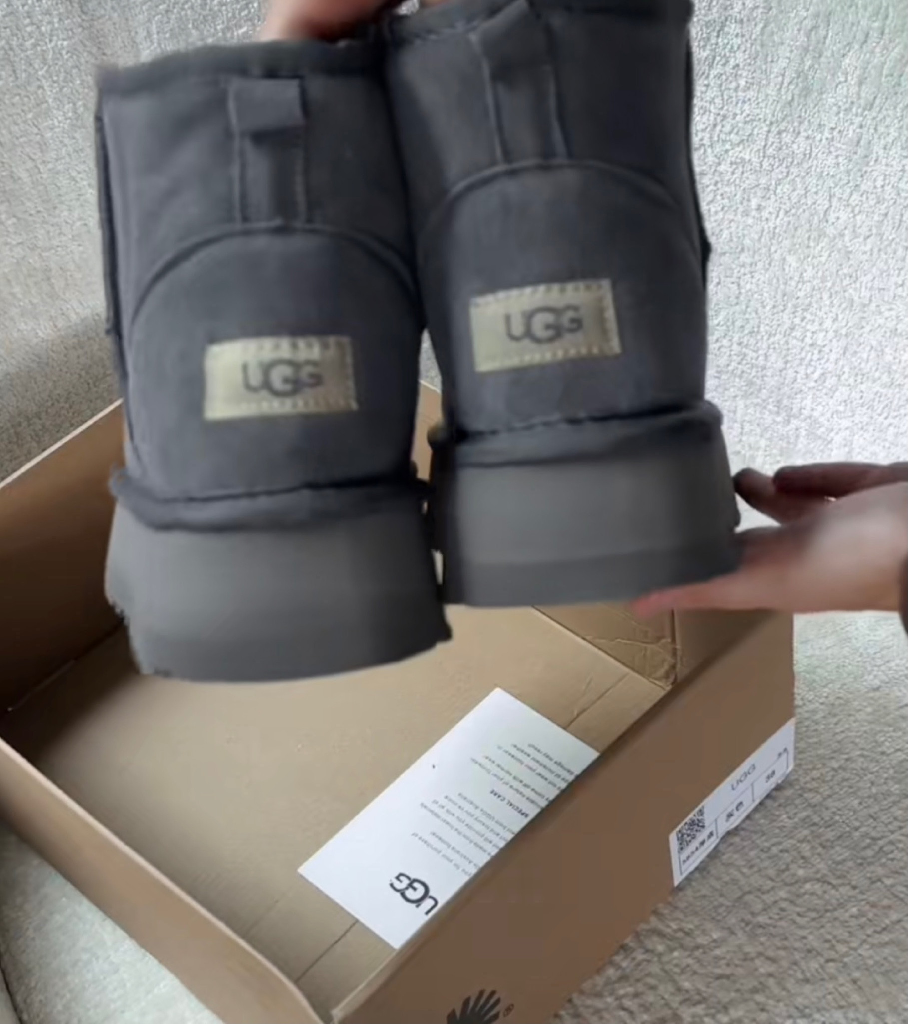 UGG platform dupe boots from DHgate are a winter must! #dhgate #uggboots #ugg #winter #shopping #giftideas #holidaygift #boots #platforms #uggs #mini #Ltkunder100 #grey #fashionblogger #fashion #winterfashion #LTKstyletip

#LTKunder100 #LTKHoliday #LTKGiftGuide