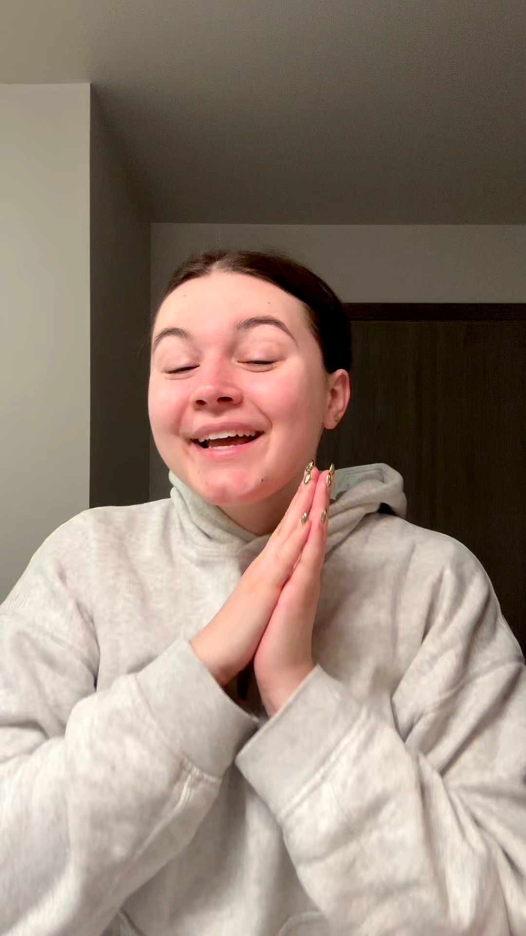 53 days to build a business and I feel like I’m getting somewhere! Had a healthy slow morning and called a lead who is ready for next steps 🥹

#buildingabusiness #womanownedbusiness #socialmediamanager #socialmediaagency #morningvlog @From Our Place @Lifepro @abercrombie @BetterDays Co 

#LTKmorningroutine #LTKvlog #LTKfitnessgoals