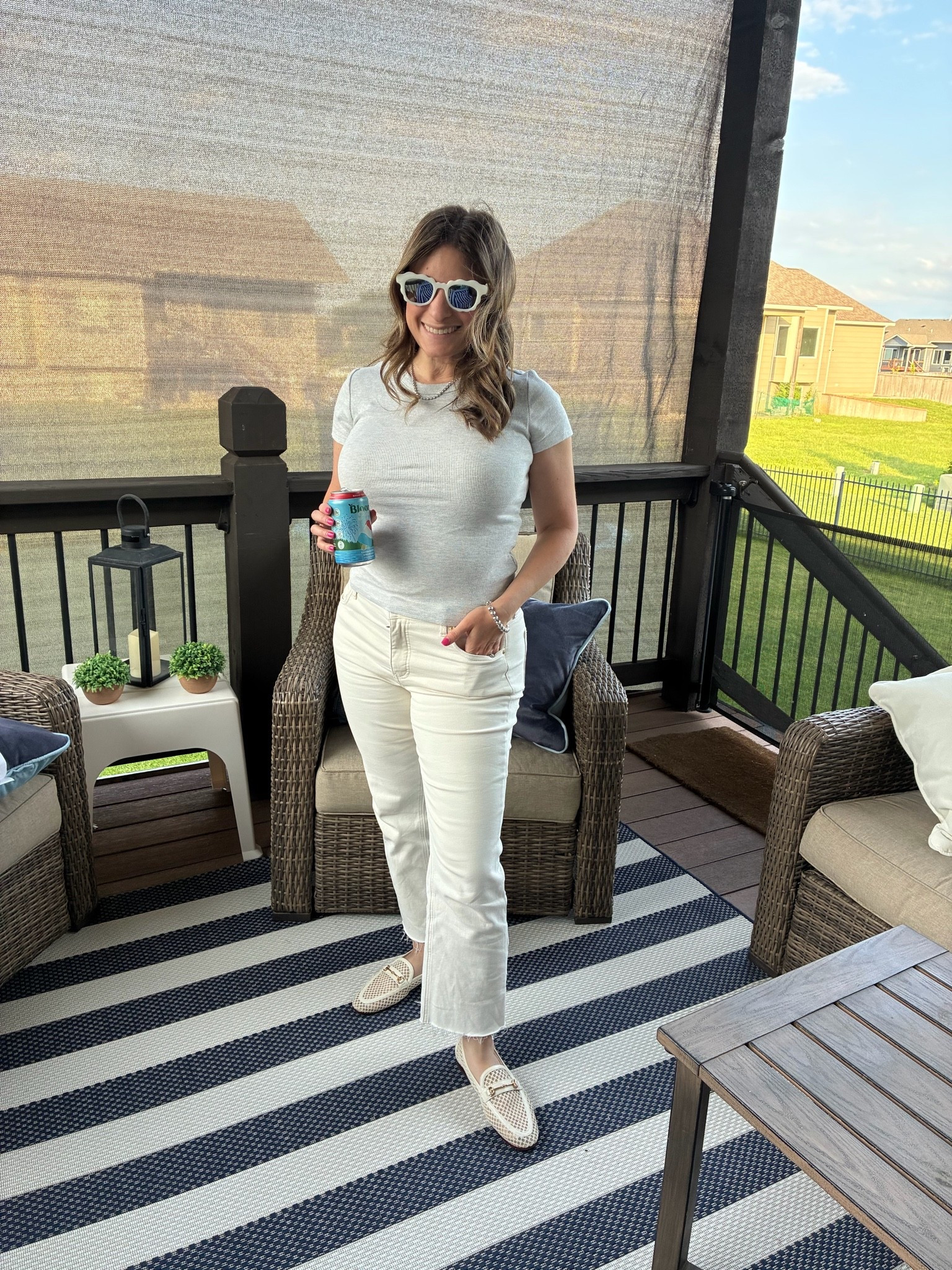 Summer Friday OOTD

#LTKPetite #LTKOver40 #LTKmomlife
