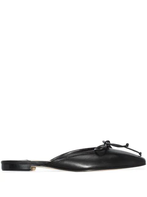 Manolo Blahnik Ballerimu pointed-toe Flat Mules - Farfetch | Farfetch Global