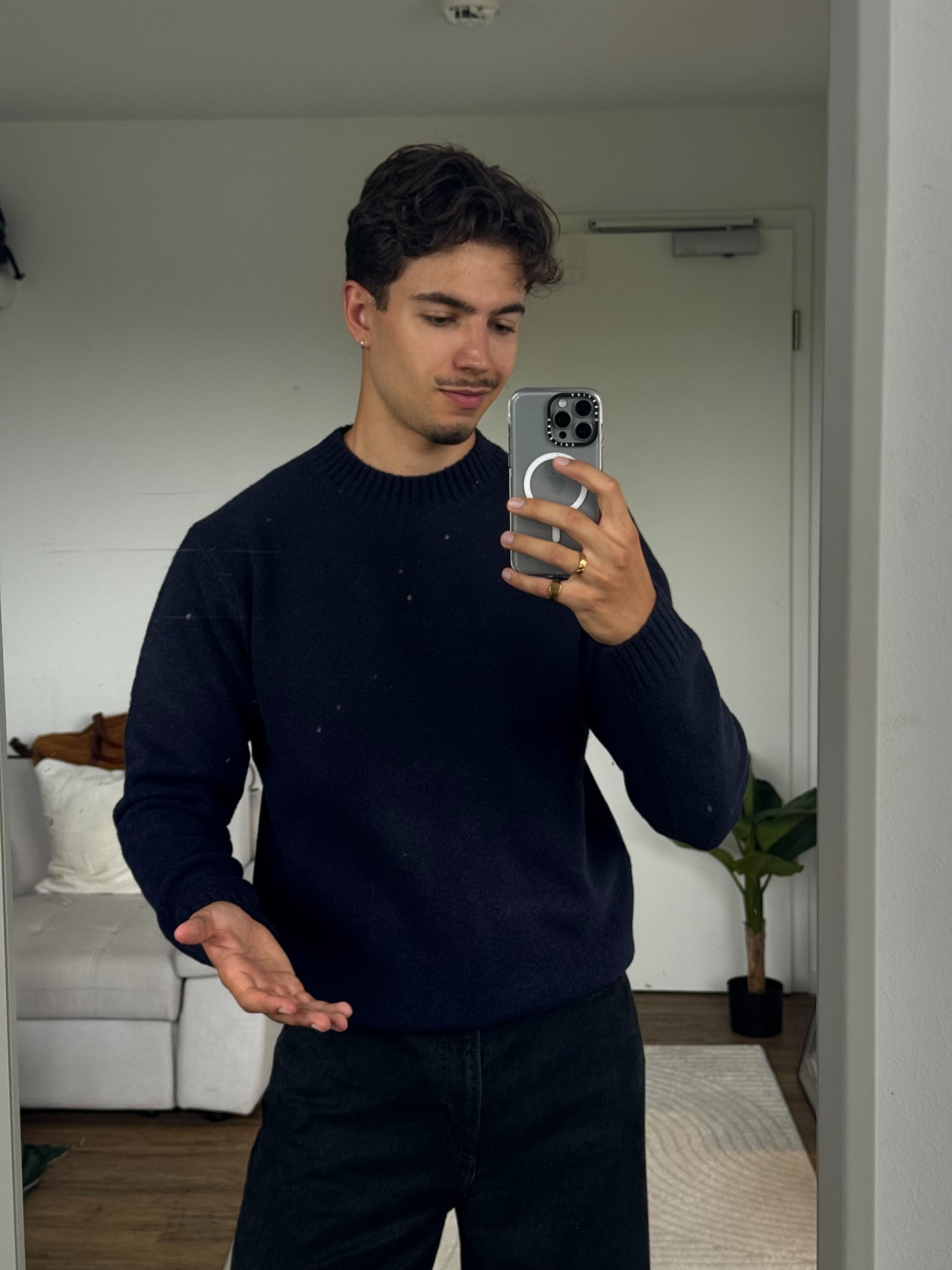 Navy blue

#LTKSeasonal