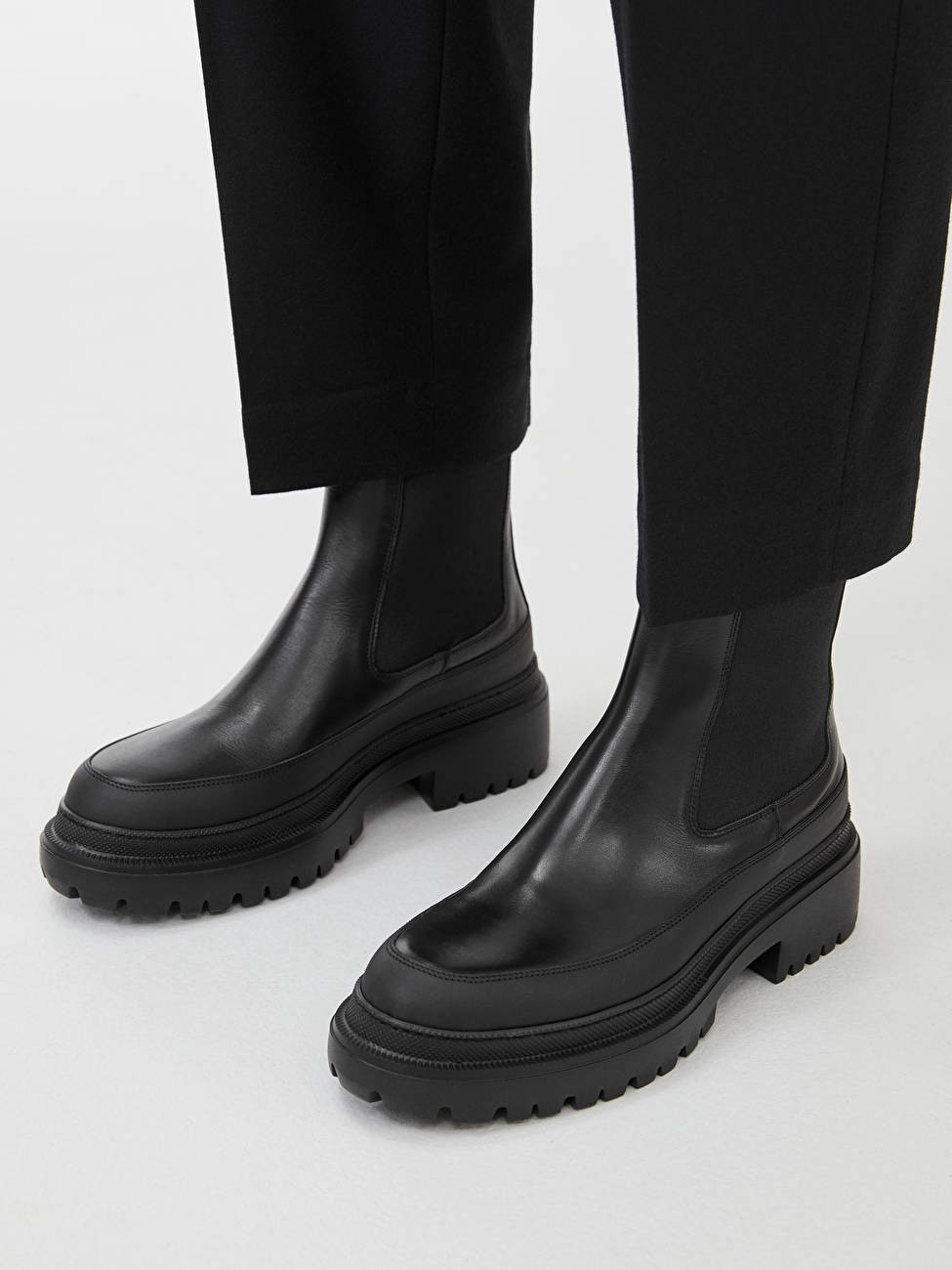 Chunky-Sole Leather Boots | ARKET (US&UK)