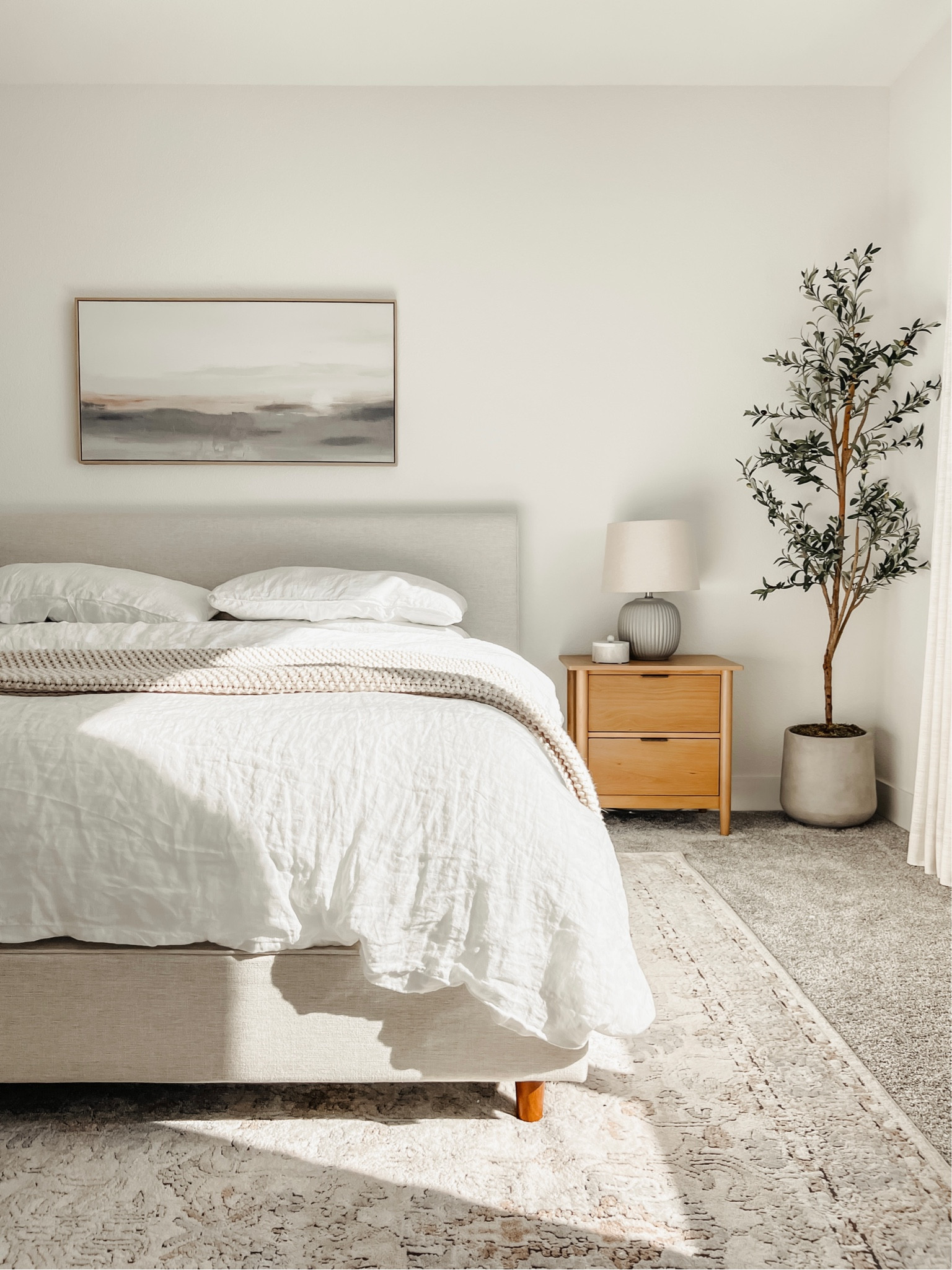 The softest linen bedding from Quince - perfect for a Spring bedding refresh 🌿🛏️☁️ 

#LTKhome