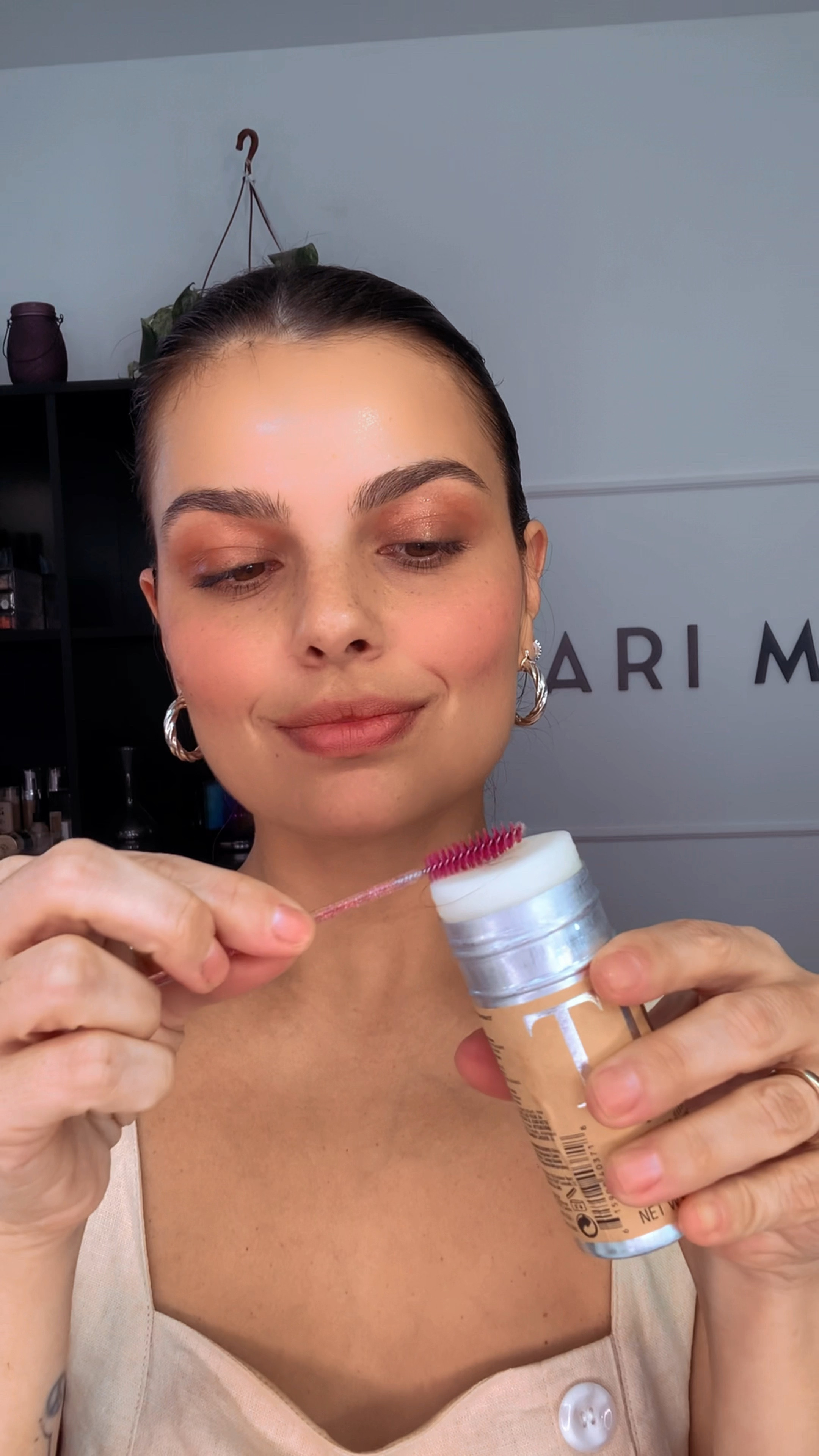 Hair tutorial ✨
Cabelo preso ao meio bem limpo e com acabamento no rabi de cavalo👌
#MeuConteúdoLTK

#LTKbeauty #LTKSeasonal #LTKbrasil