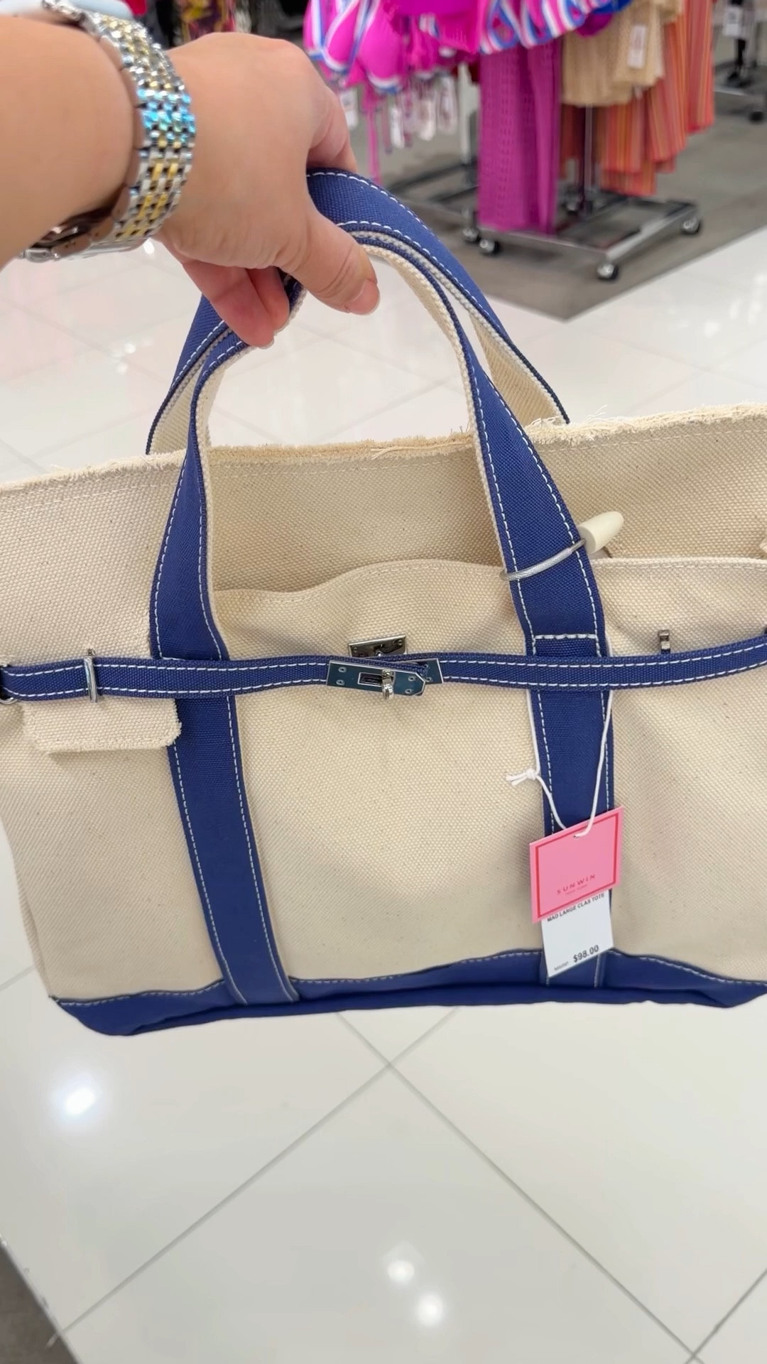 Boatkin type bags are super popular and this one is so cute and under $100! Perfect for spring, summer and beach vacations. Great for casual everyday outfits too! This is the larger size. There’s a smaller one too. Both are linked below. 

#LTKSeasonal #LTKTravel #LTKootd