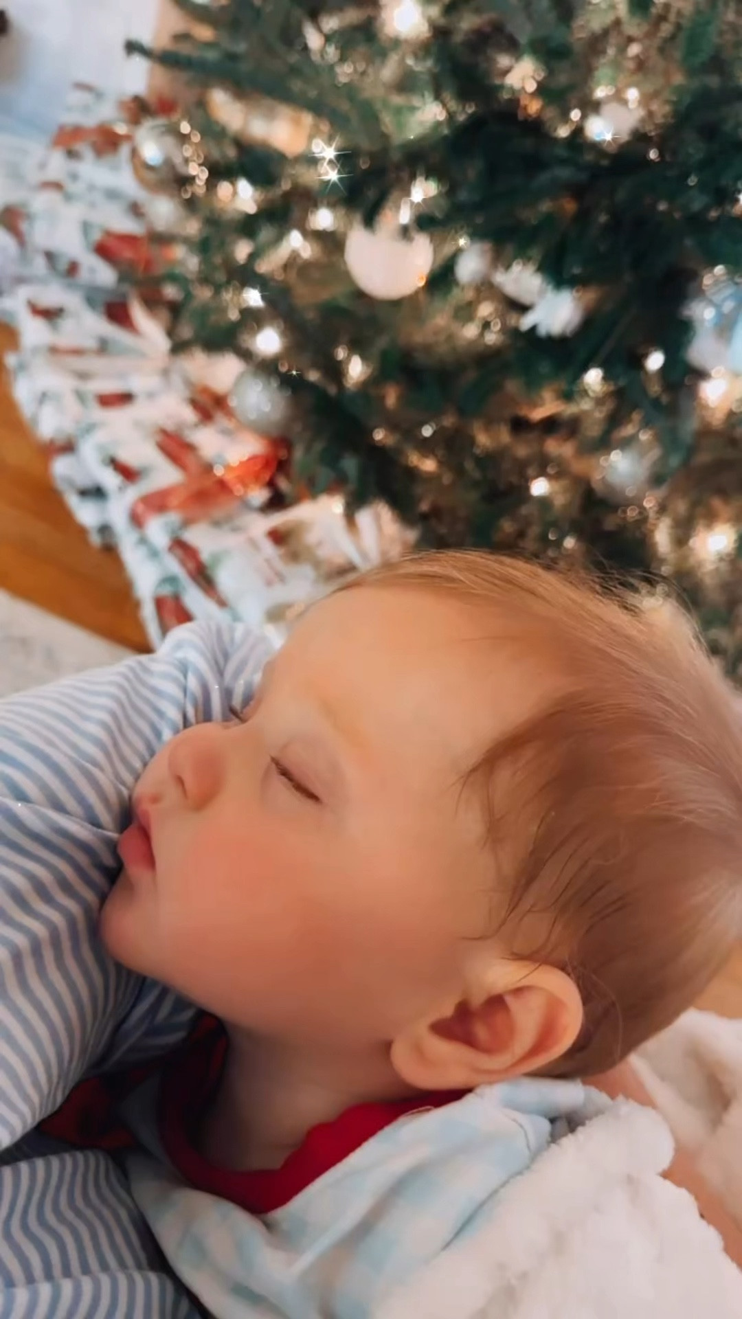 This snuggly whittle Santa baby 🎅🏻👶🏼 is sweet as sugar 🥰😍 and I just wanna eat him right up!! 🤭✨ 

p.s… linked our cozy jammies 🥰 over on my LTKit shop 🫶🏽🔗✨

#LTKBaby #LTKFamily #LTKHoliday