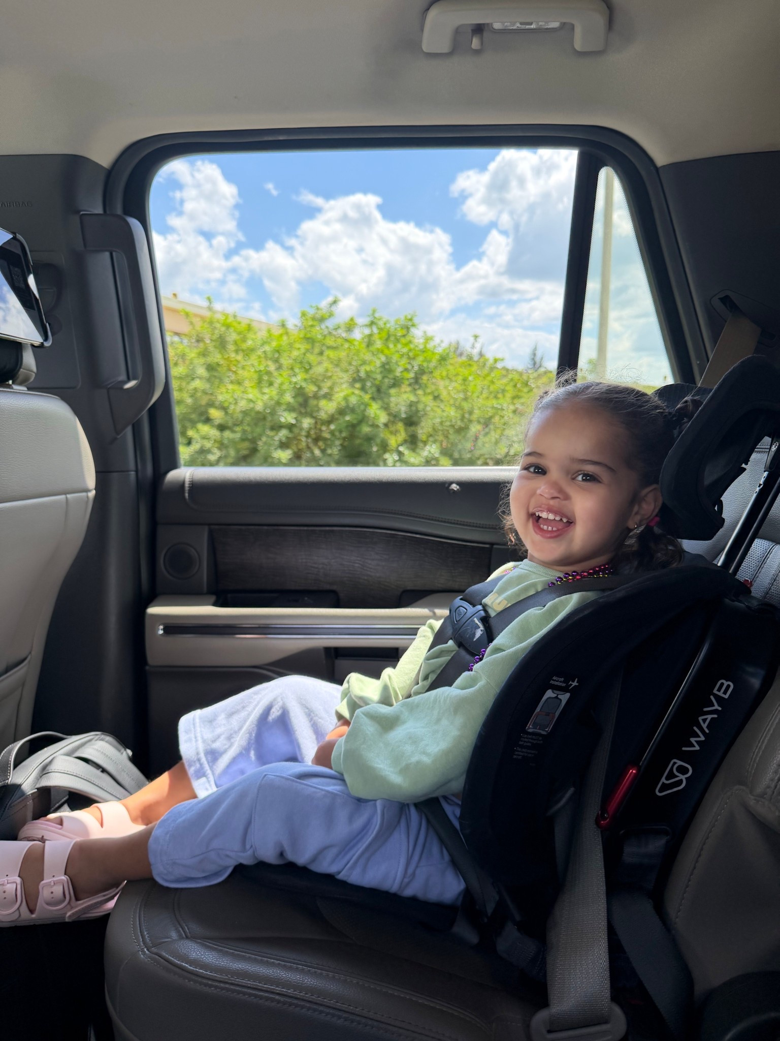 Travel car seat 