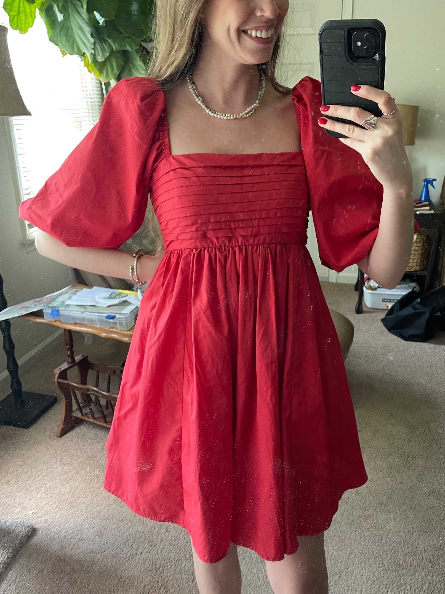 This beautiful red puff sleeve dress is on major sale for $32! True to size, I’m in a small tall (5’7”) 
.
Red dress Abercrombie Emerson 

#LTKFindsUnder50 #LTKSaleAlert #LTKStyleTip
