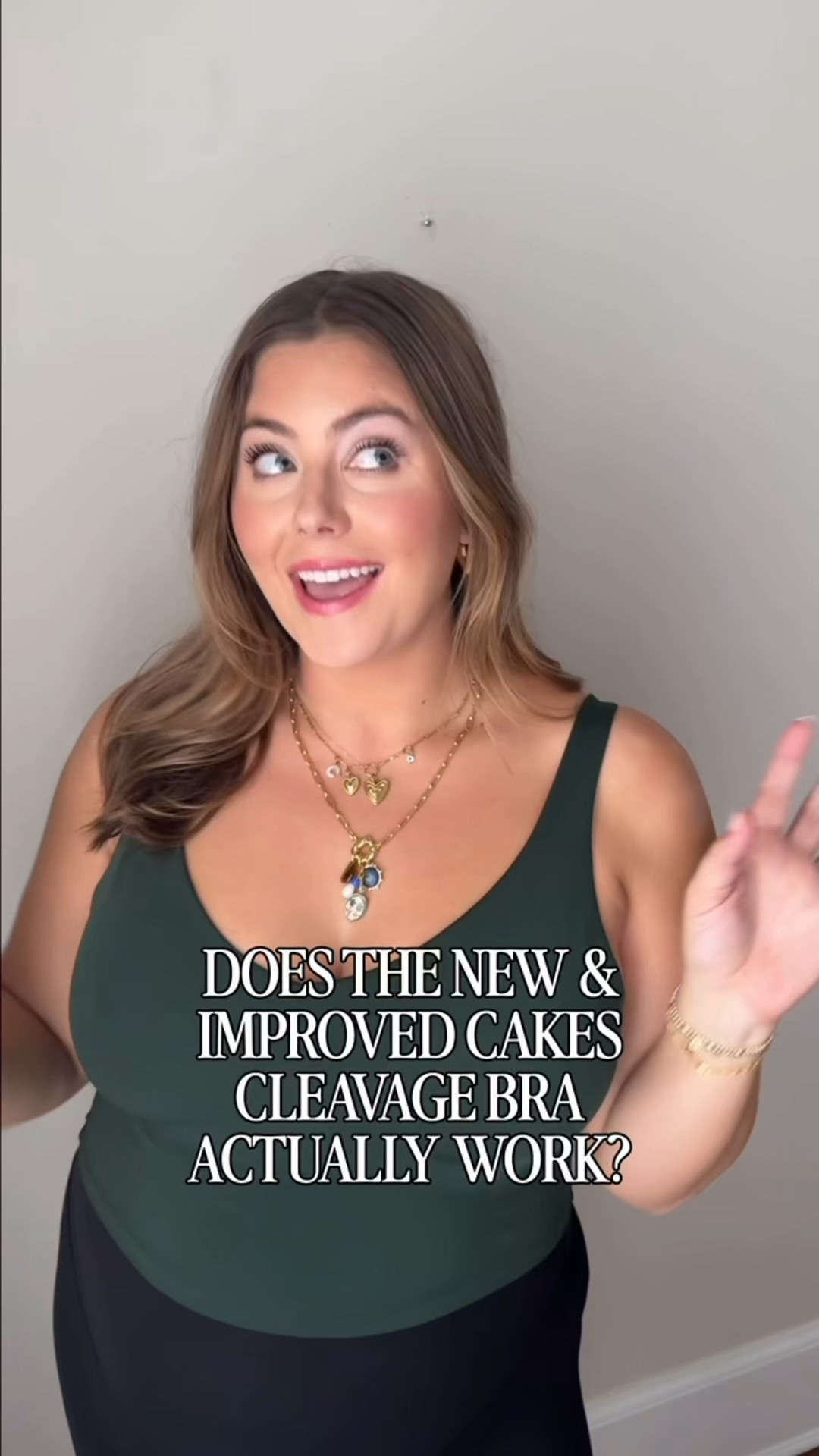 Use CARALYNM at checkout with Cakes Body! Wearing size cakes bra, green top, XL in leggings. 

#LTKBeauty #LTKPlusSize #LTKStyleTip