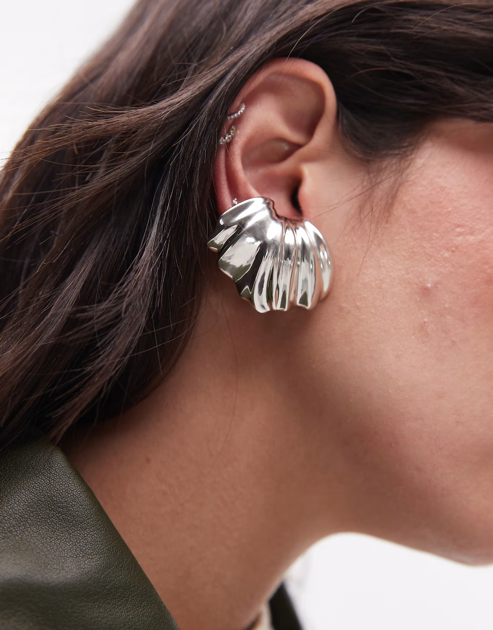 & Other Stories curved shell earrings in silver | ASOS (Global)