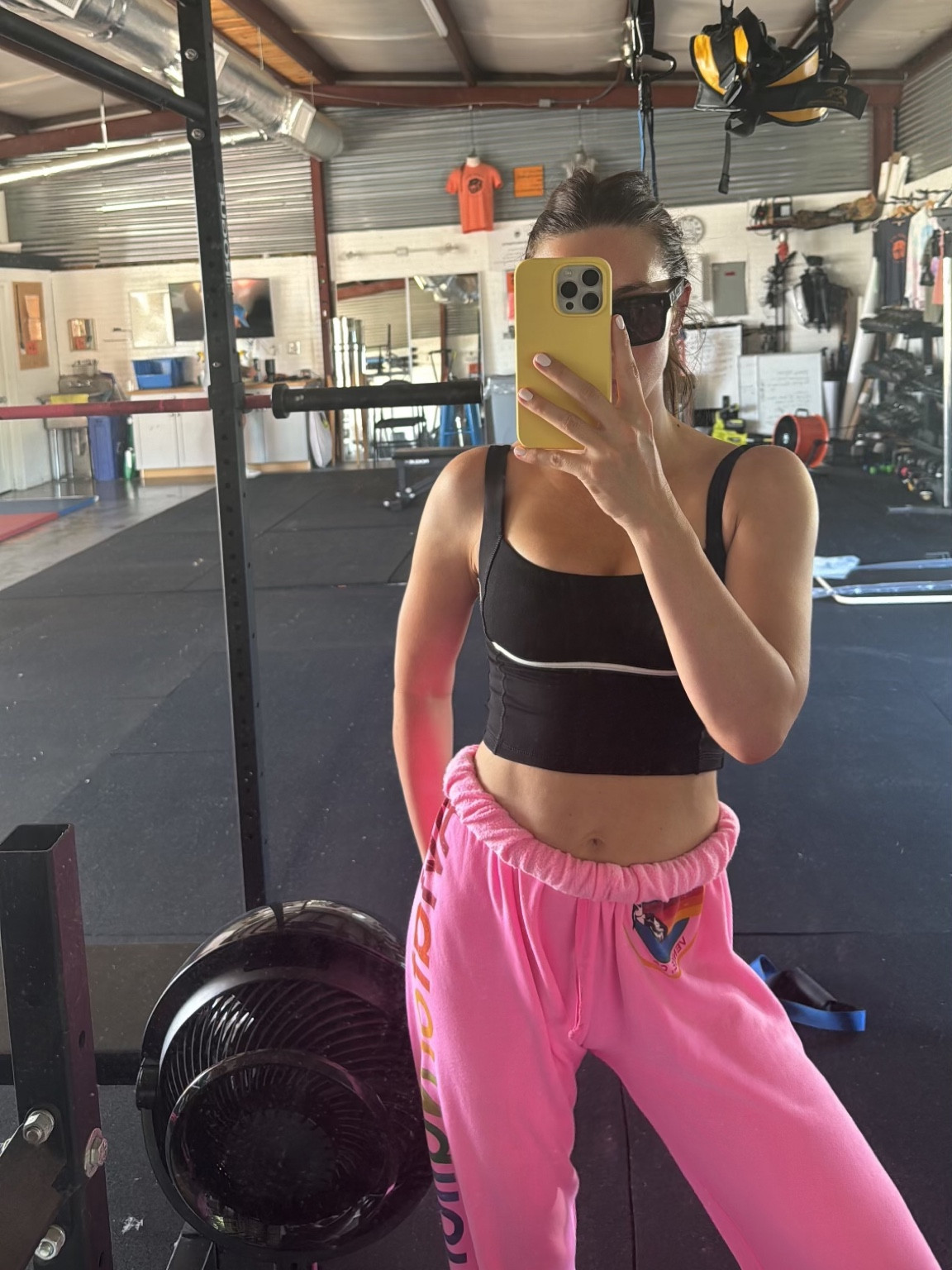 A pink and black workout look 🖤