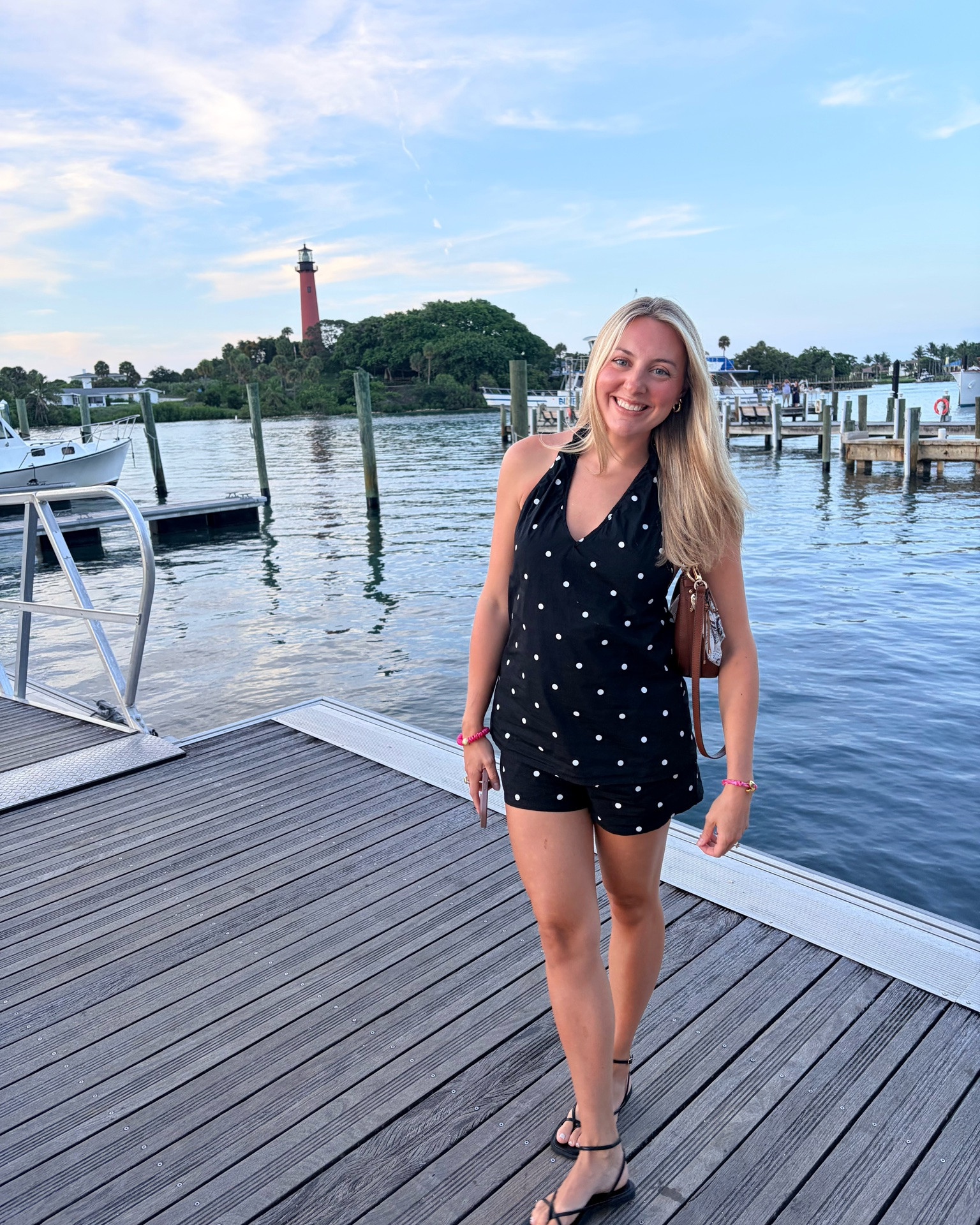 Perfect vacation outfit with a bump 🤍

#LTKgrwm #LTKBump