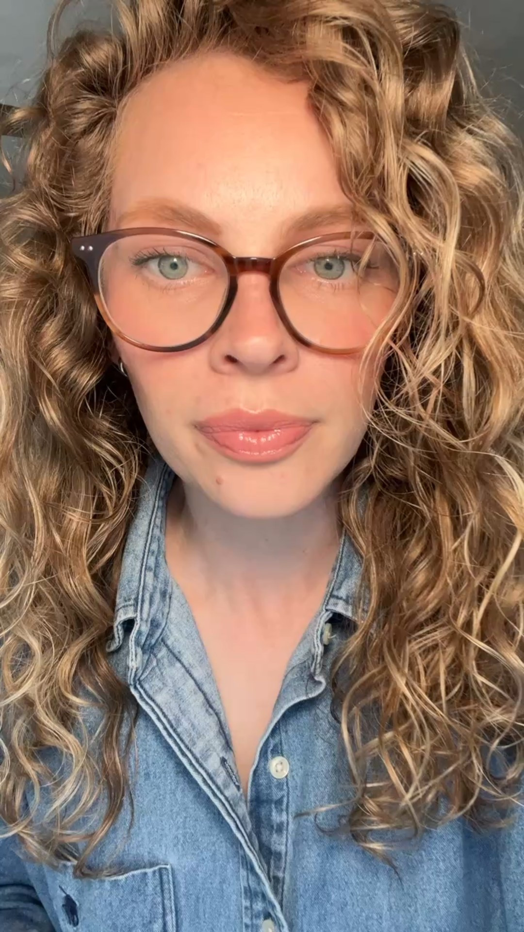 My favorite go-to hair products for my curly hair! 🥰