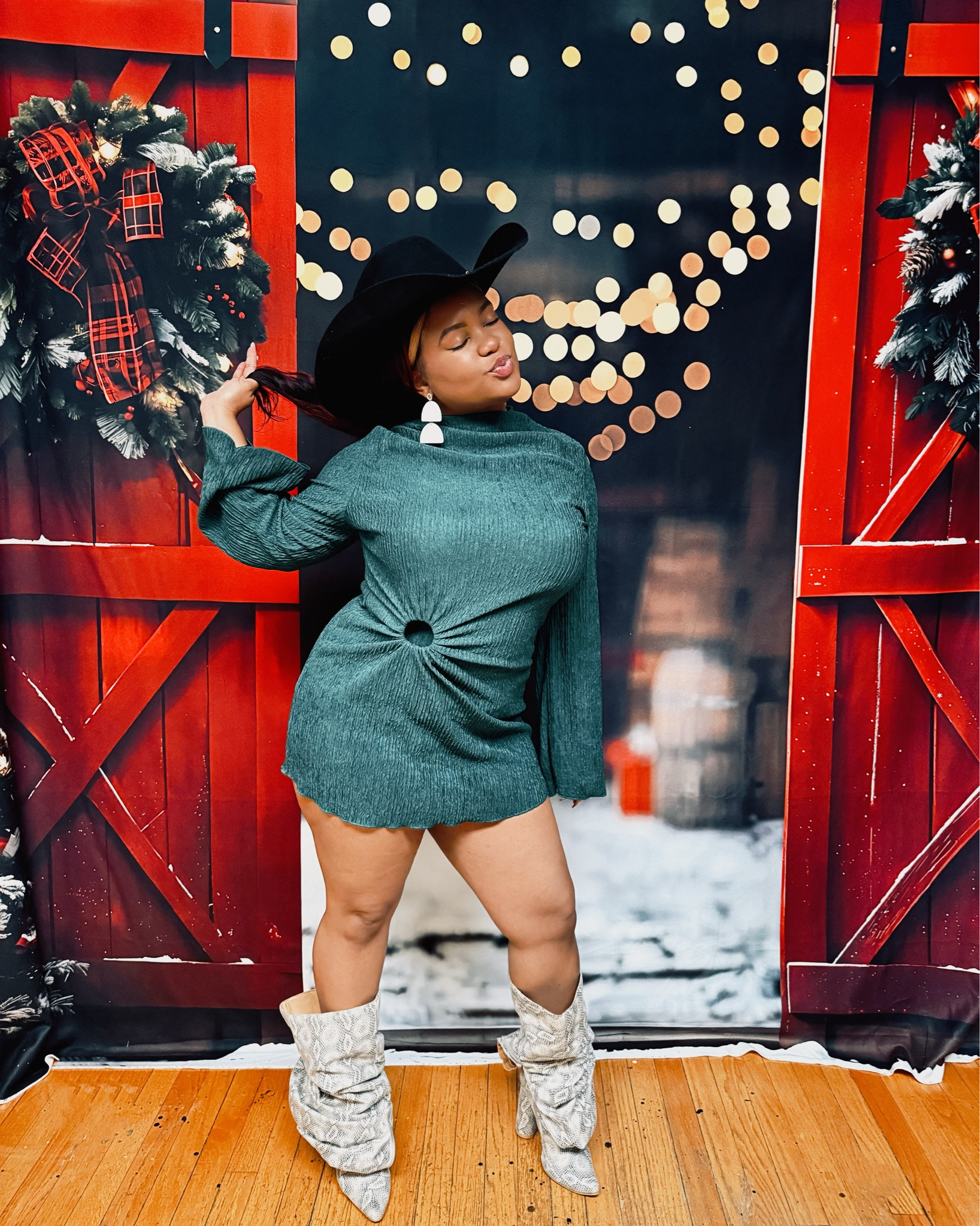 Today's interview look 

earrings by @_kreyolsoulpieces_

#LTKHoliday #LTKU #LTKootd