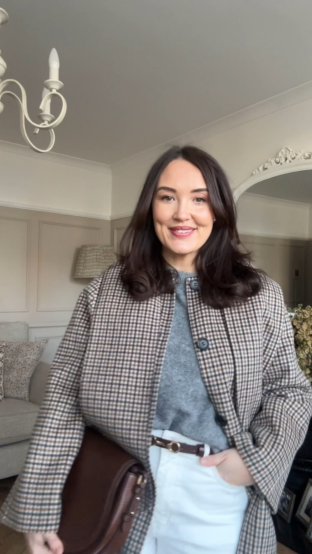 So I'm starting a new series of wearing all the clothes that are already in my wardrobe. I'm making it my mission to style as many combinations I can from my clothes ❤️ I have linked these items if you wanting to know where they are from. Most are old but as they are classic pieces they get sold each year again. I will add alternatives too x 

#LTKmidsize #LTKwinter #LTKuk