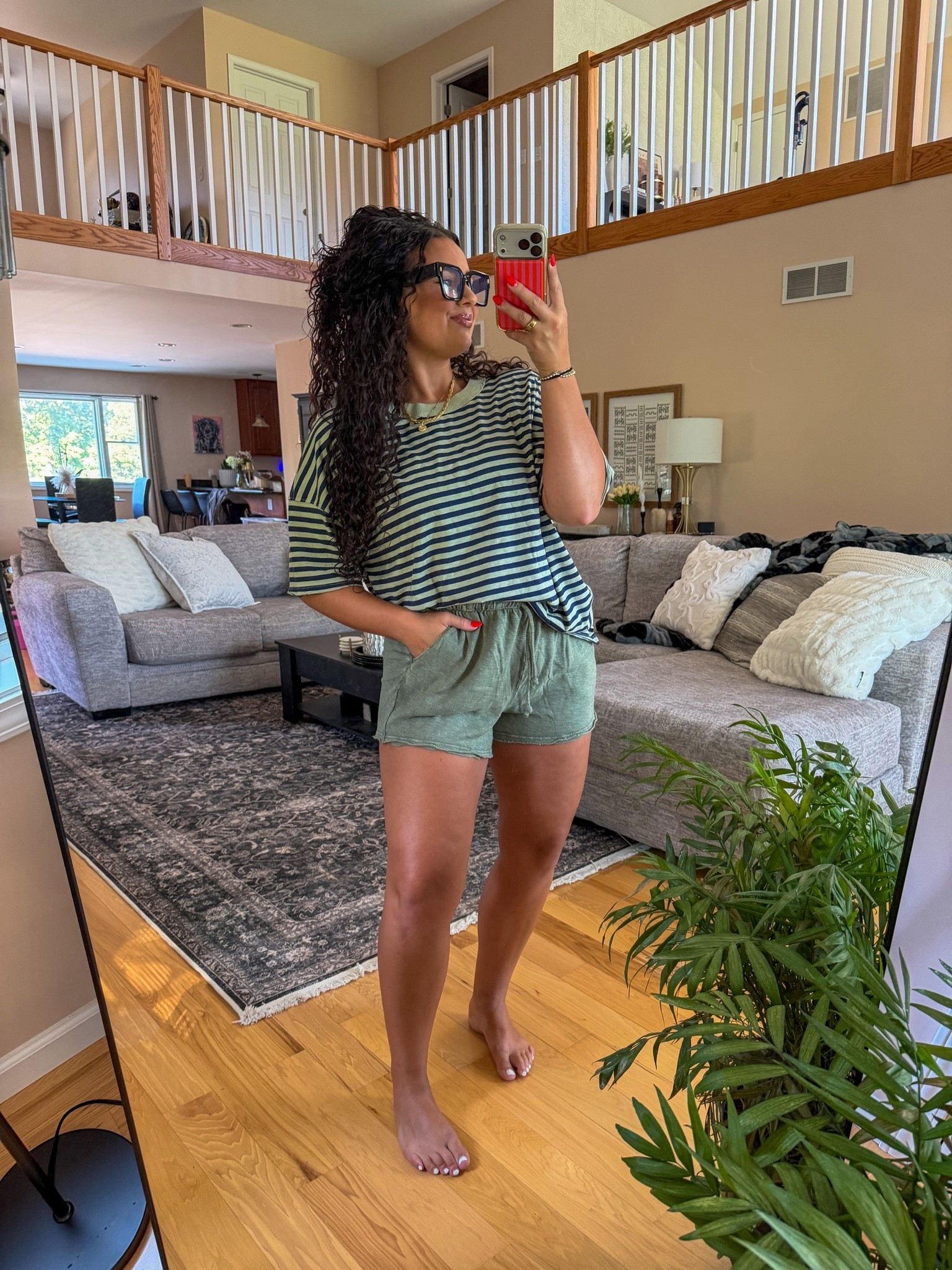 Wearing a L in the top & a M in the shorts. 

#aerie @Aerie

#LTKSaleAlert #LTKMidsize #LTKootd
