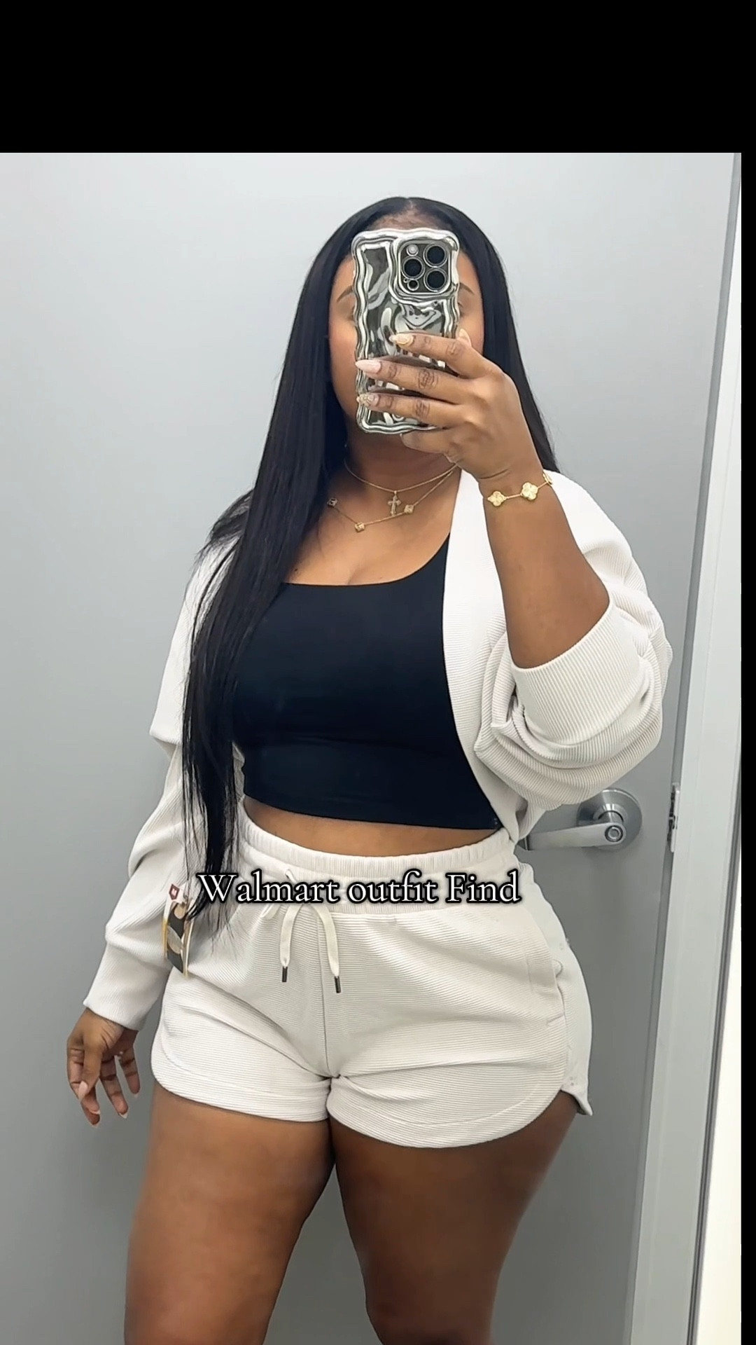 Walmart set find 

Walmart Activewear Set Steal! 🖤✨
This Avia set is giving high-end athleisure vibes without the high-end price.
🖤 Nylon Core Jacket (XL) – lightweight & perfect for layering
🩶bottoms – soft, sleek & super flattering
Perfect for errands, travel, or workouts. Linked on my LTK for easy shopping! 🛒 #WalmartFashion wear #WalmartFinds #LTKunder50 #AthleisureStyle#LTKActive

#LTKSaleAlert #LTKFindsUnder50 #LTKActive