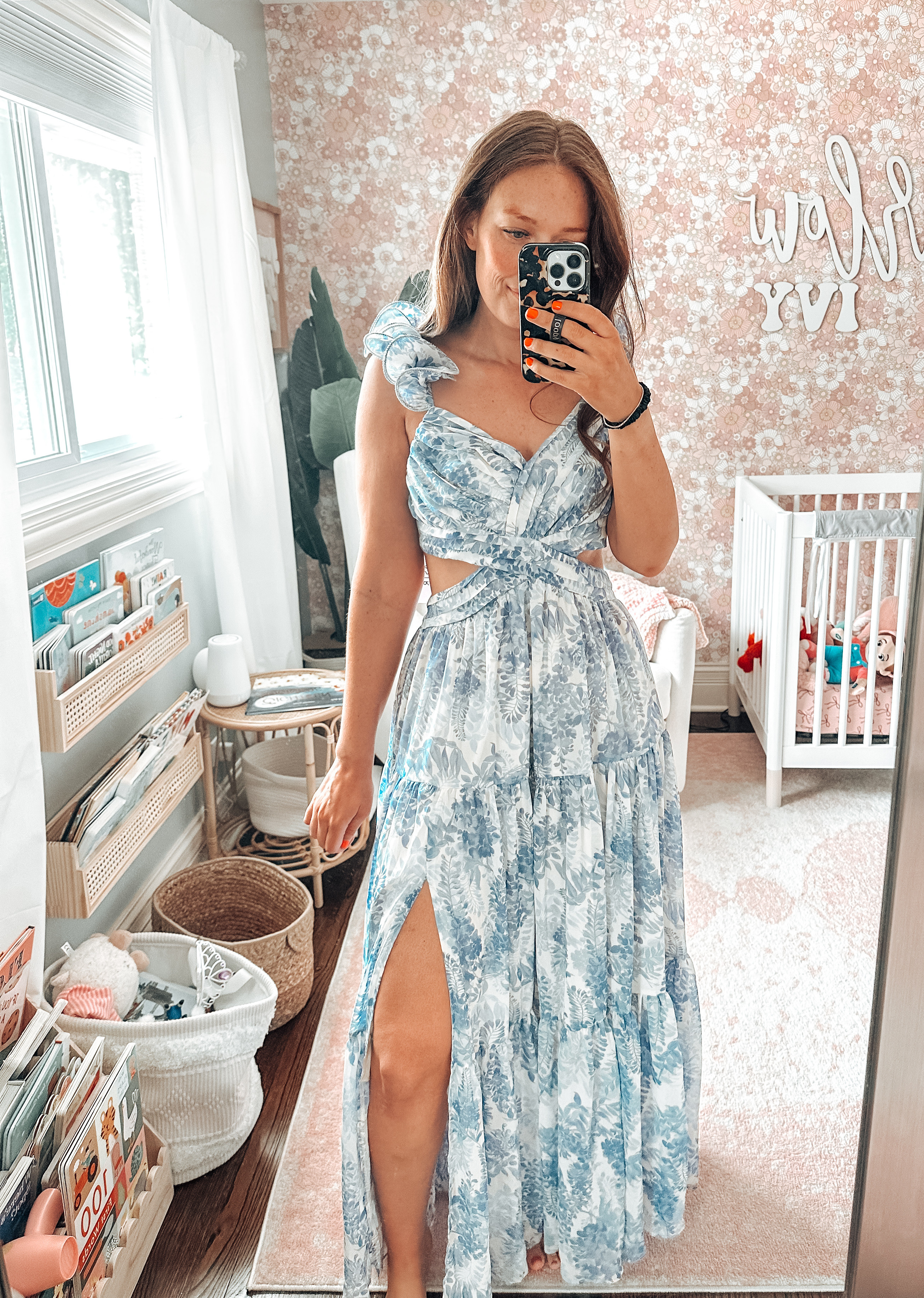 Wearing size M. Zipper back. Slit up the side. Maxi length. Can wear a strapless bra without it being shown. 


Wedding guest dress / summer wedding / dress / maxi dress / floral dress / wedding guest / summer
