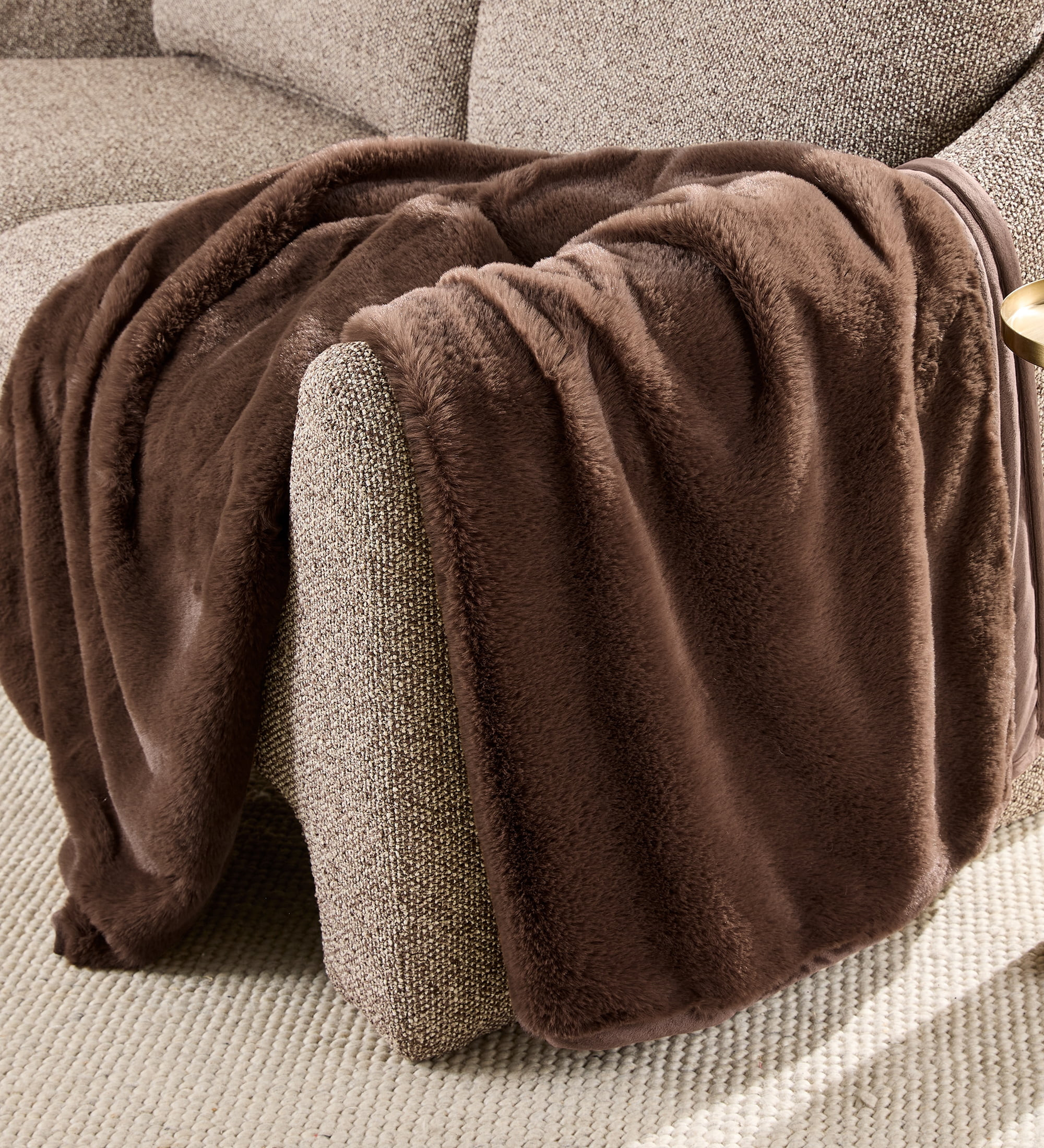Better Homes & Gardens Brown Faux Fur Ultra Soft Luxury Oversize Throw Blanket 50" x 72", Brown B... | Walmart (US)