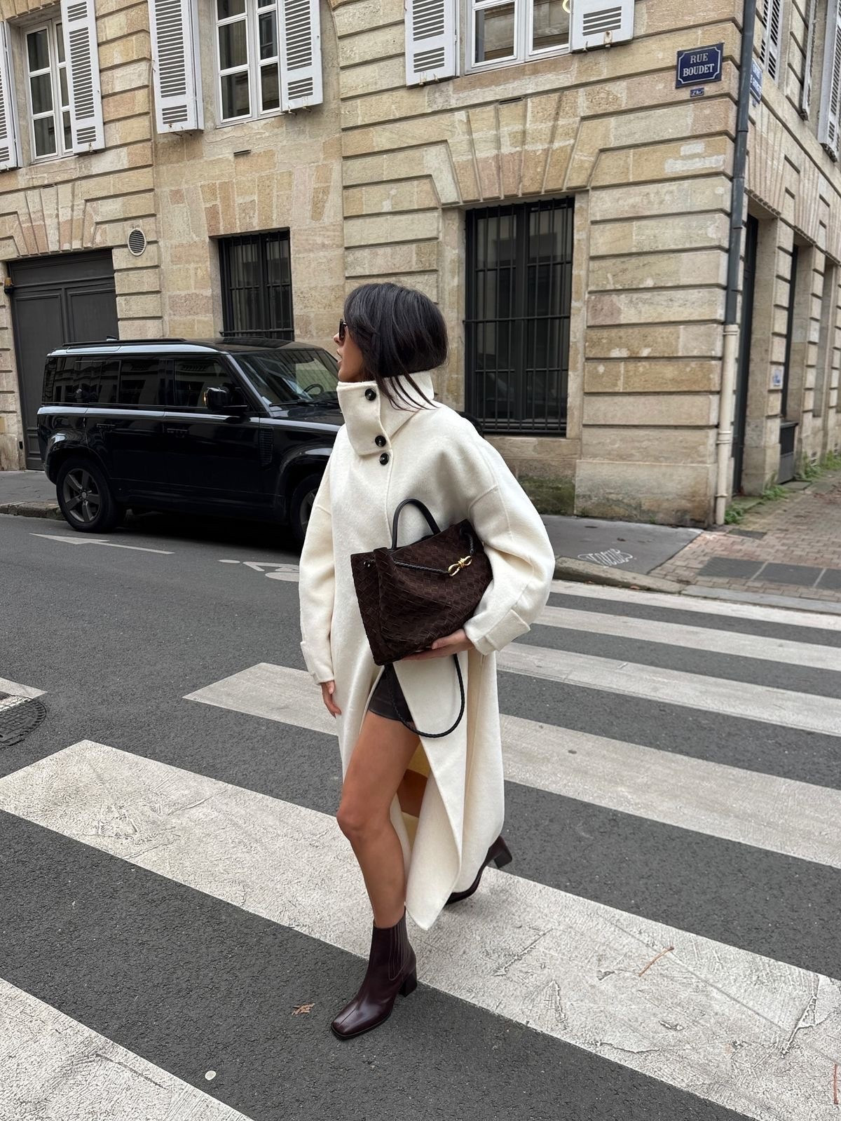 white coat edit 

publicité  