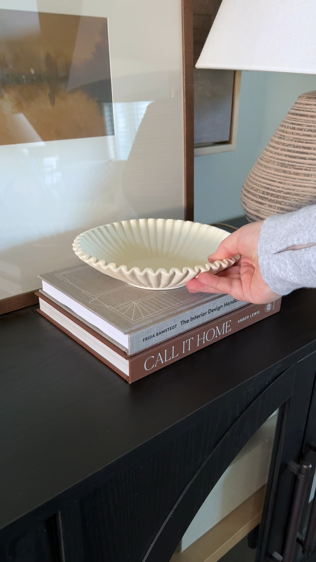 Styling my new Walmart find — I can’t believe it’s under $10?! 🤯

#LTKStyleTip #LTKHome #LTKFindsUnder50