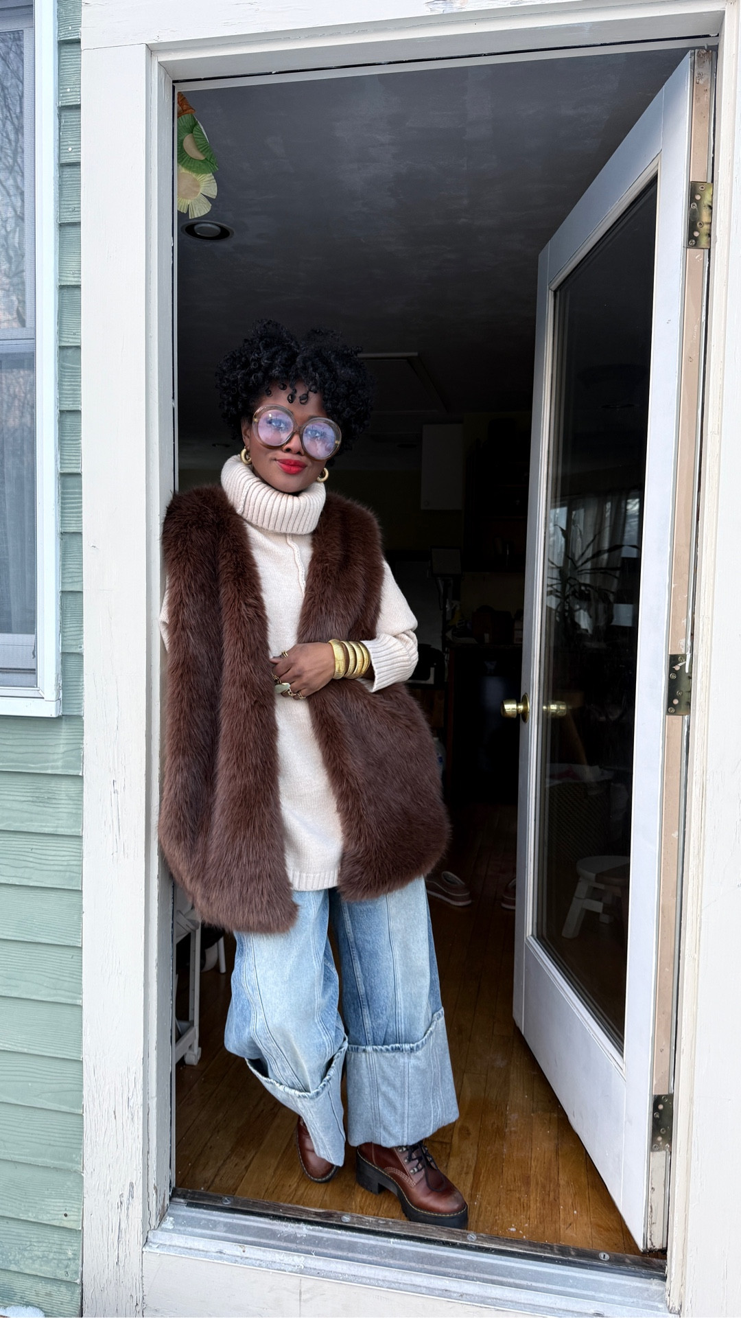 It’s still very much winter around these parts so here is a simple mom-friendly winter outfit featuring neutrals and earth tones  

#LTKOver40 #LTKootd #LTKdayinmylife