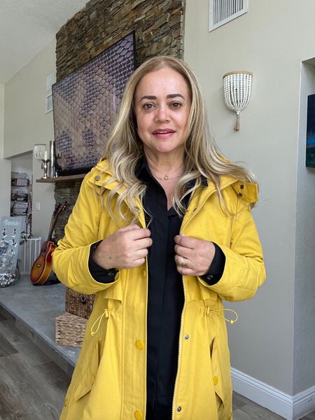 Raincoat/Parka Three ways to wear - Meet your new all-weather bestie: the Precision Parka from Universal Standard 
Water-resistant, perfectly fitted, and packed with features (like that genius wire-rimmed hood!), it’s practical fashion at its finest. INFS-AMBEVELINE for an extra 10% off your order 💛



#LTKMidsize #LTKPlusSize #LTKWorkwear