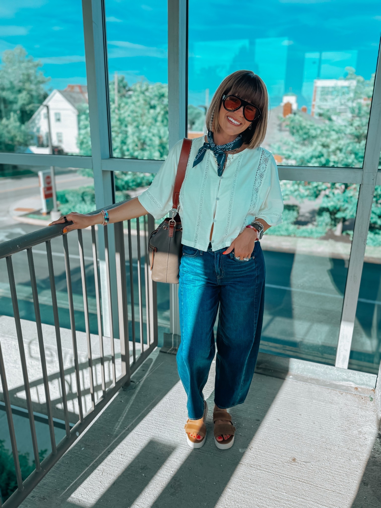 Date Night Outfit!! These jeans are magical!! 💛🙌🏽🩵☀️🌊🤍

Top/ s sized up 1
Jeans/ 0 sized down 1
Sandals/ 8 tts

Ae
Aerie 
American eagle 
Butter yellow 
Barrel jeans 
Ugg 
Ugg sandals 
Bandana 
Sunglasses 

#LTKSummerEdit #LTKStyleTip #LTKSaleAlert