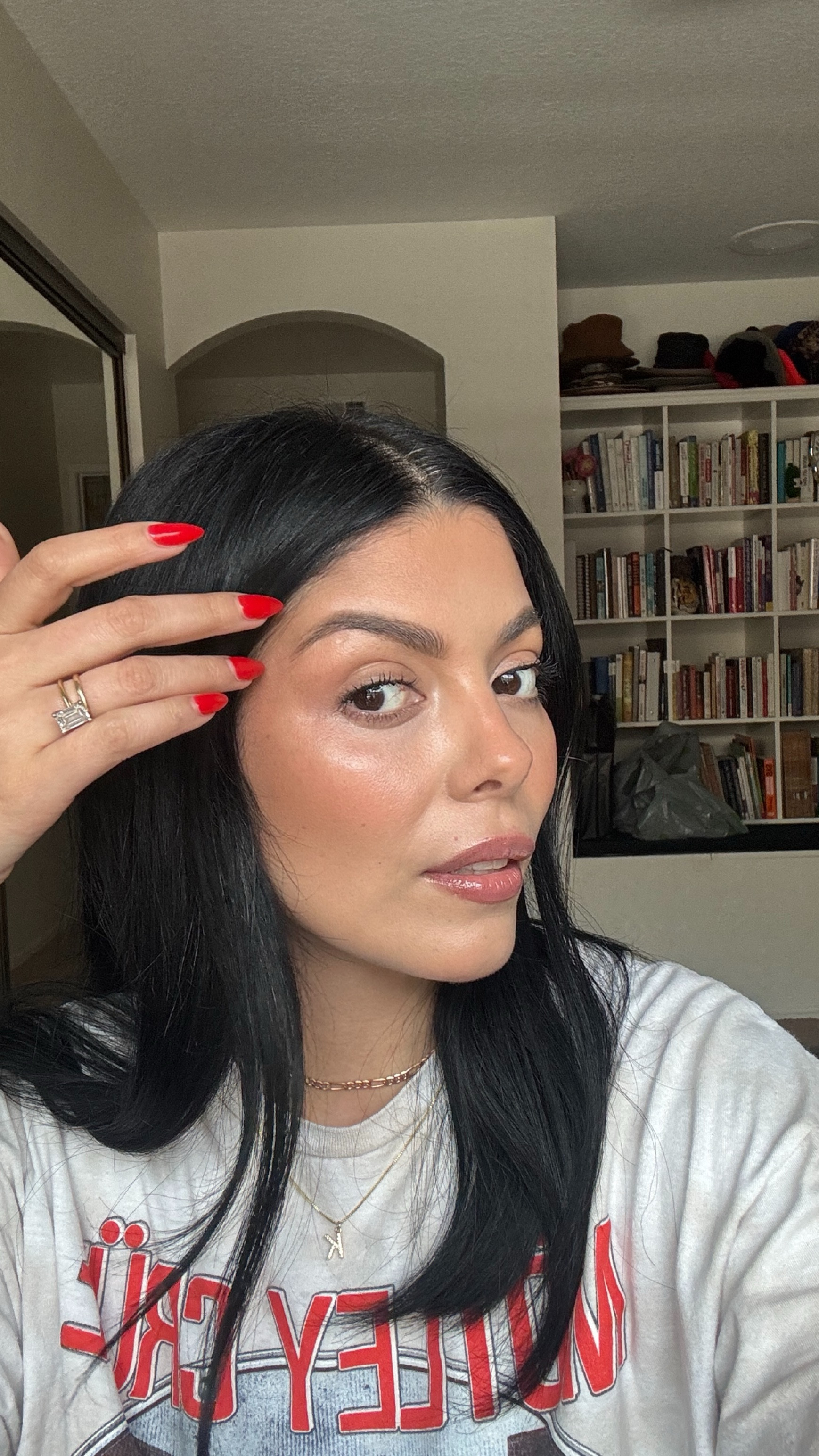 Makeup products for my GRWM ✨
	•	Skin Tint “No.5”
	•	Blending Brush
	•	Cream Contour
	•	Blush Brush
	•	Liquid Blush “Pinky Promise”
	•	Liquid Highlighter “Space Cowboy”
	•	Concealer “No.4.75”
	•	Concealer Brush
	•	Lipstain “002”
	•	Mascara
	•	Eyebrow Pencil
	•	Setting Spray
	•	Lip Balm


#grwm #getreadywithme #ultabeauty

#LTKOver40 #LTKWatchNow #LTKBeauty