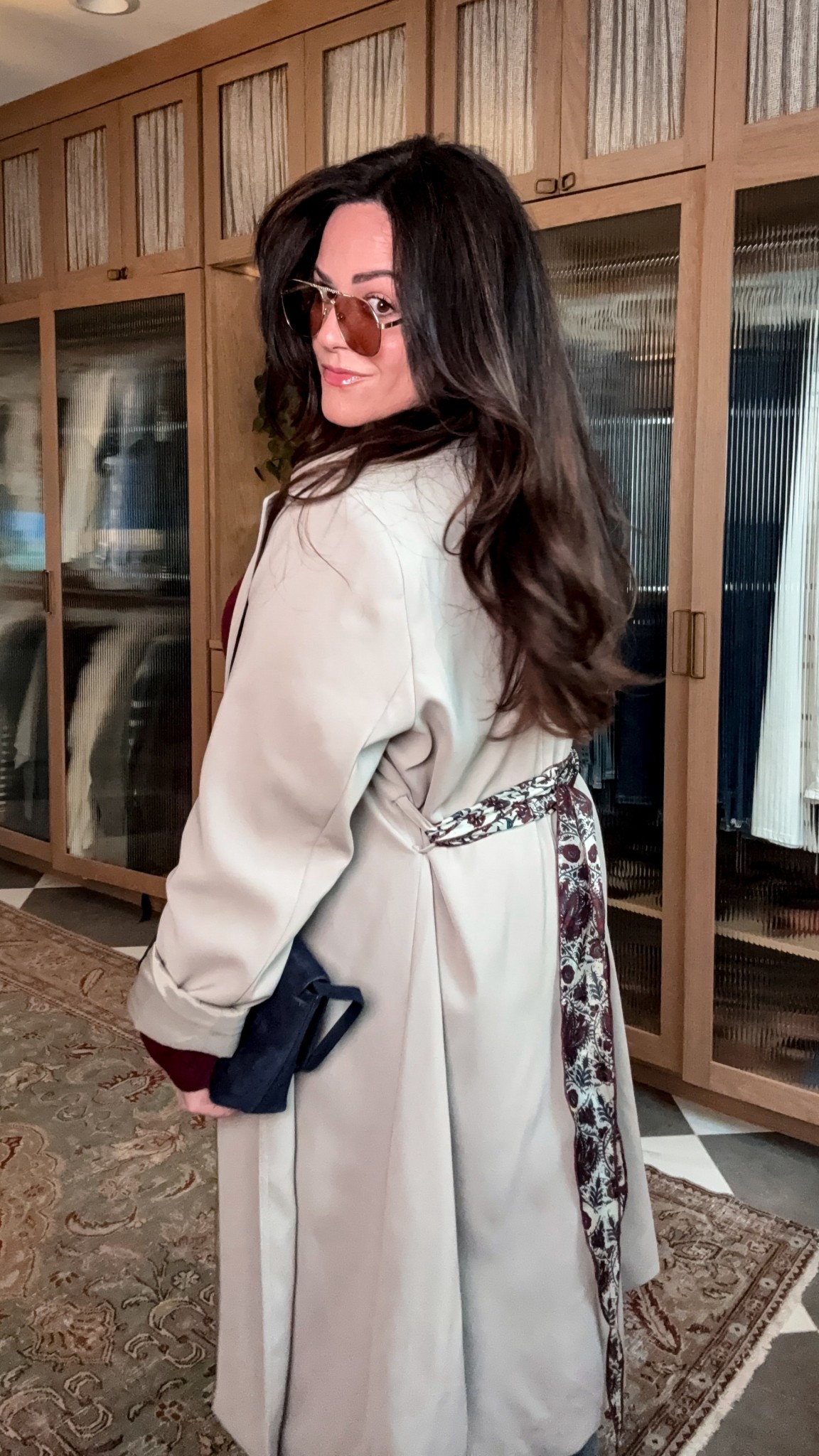 Midsize outfit Inspo - size 14 - winter fashion - casual outfit 

Undies XL 
Bra 38dd 
Jeans size 14 
Cardigan XL 
Trench coat XL