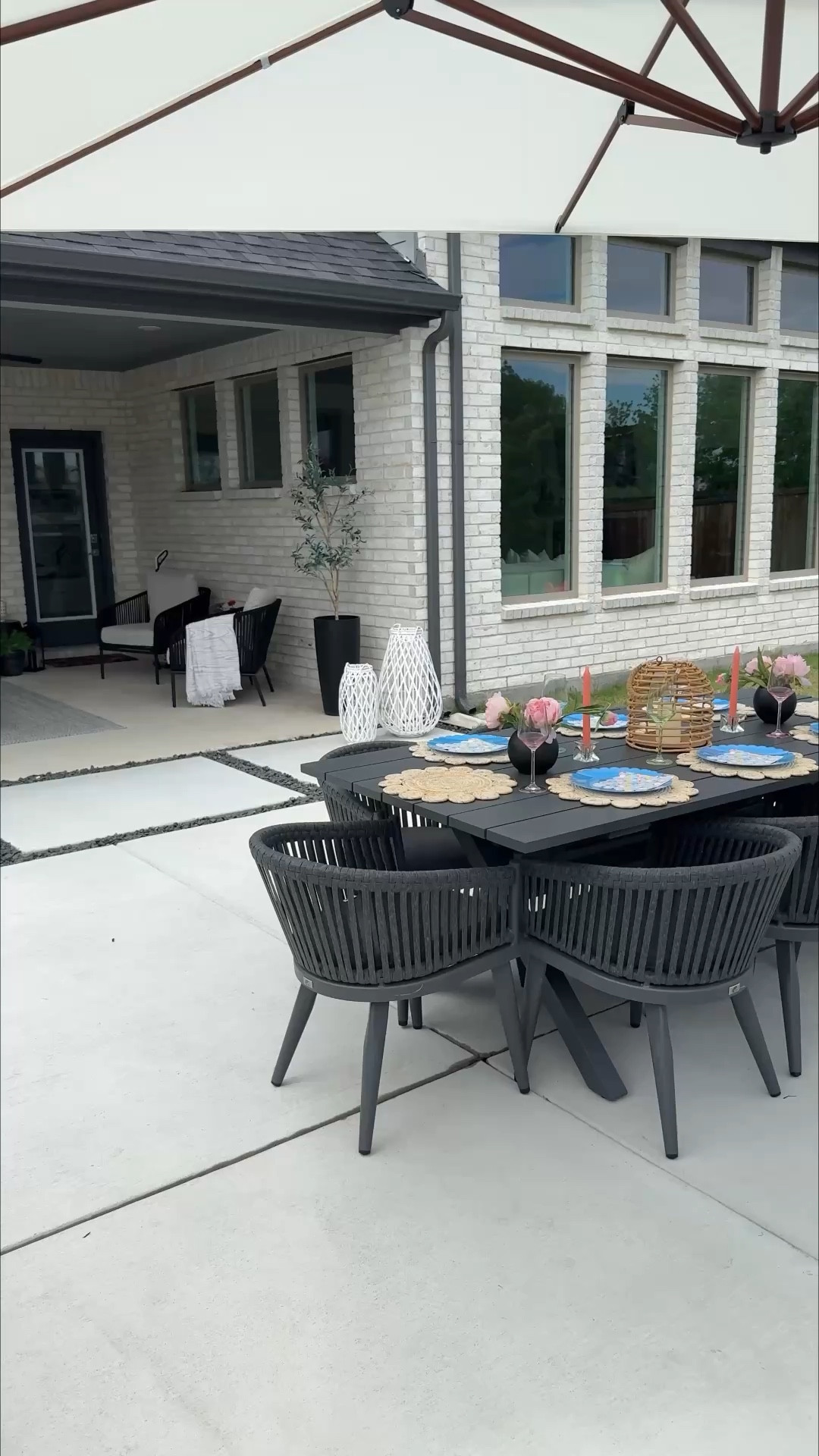 Love this patio Umbrella so much! This is 10x13

Patio, patio umbrella, outside furniture, deck furniture, front porch refresh, outdoor furniture, patio furniture, Wayfair 