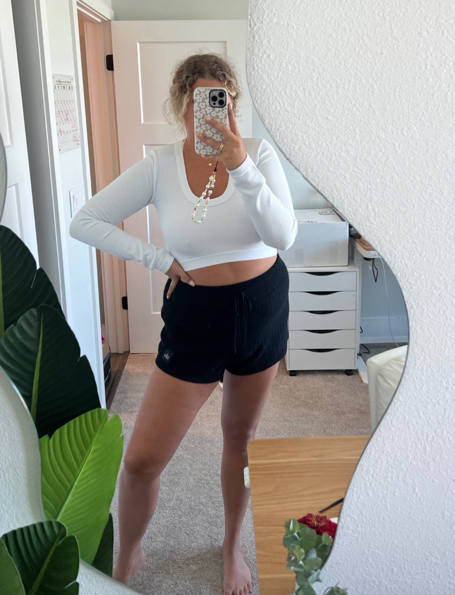 Alo Yoga comfy athleisure, midsize fashion, long sleeve cropped top, black active shorts, travel outfit

#LTKTravel #LTKFitness #LTKActive