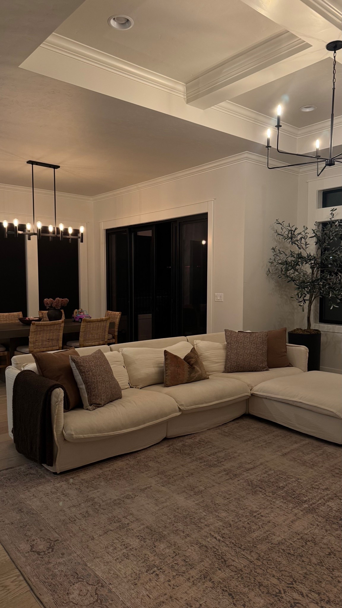 living room details:
couch is @sixpenny
the rest is linked exact or similar!